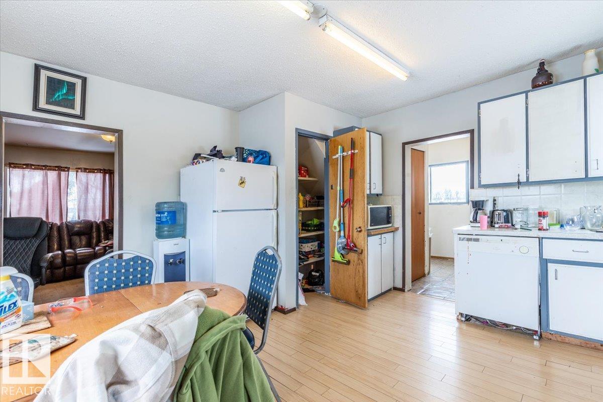 Photo 8 at A 49261 Rge Road 10, None, Rural Leduc County