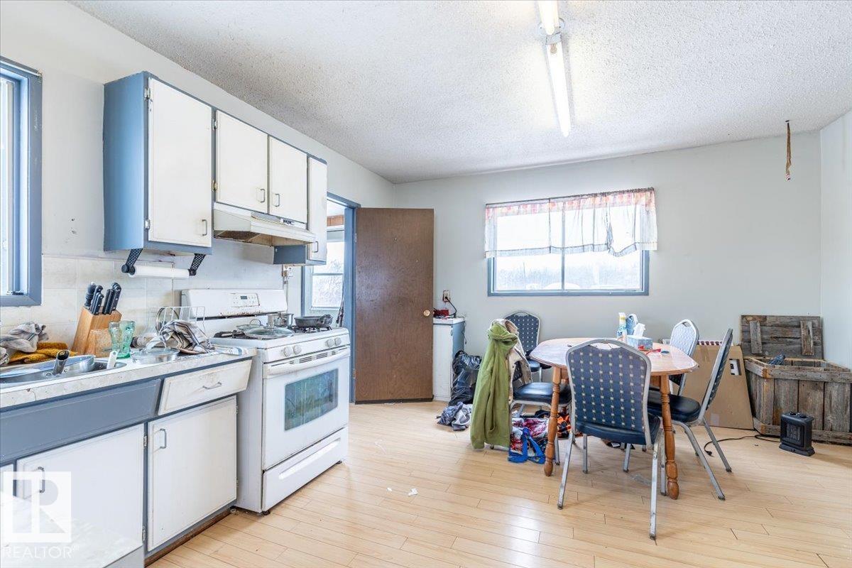 Photo 9 at A 49261 Rge Road 10, None, Rural Leduc County