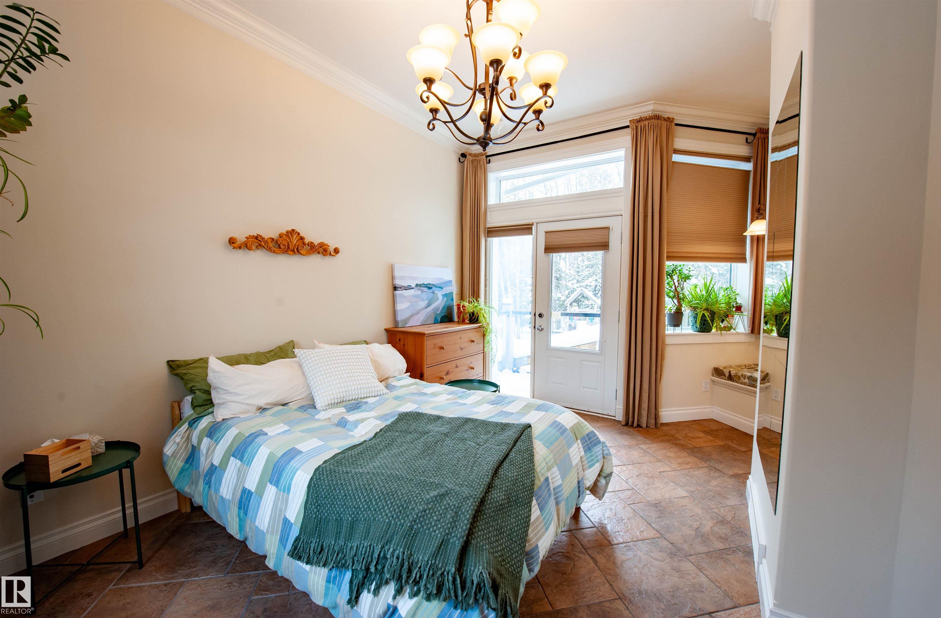 Photo 17 at 47 River Heights Drive NW, River's Edge, Edmonton