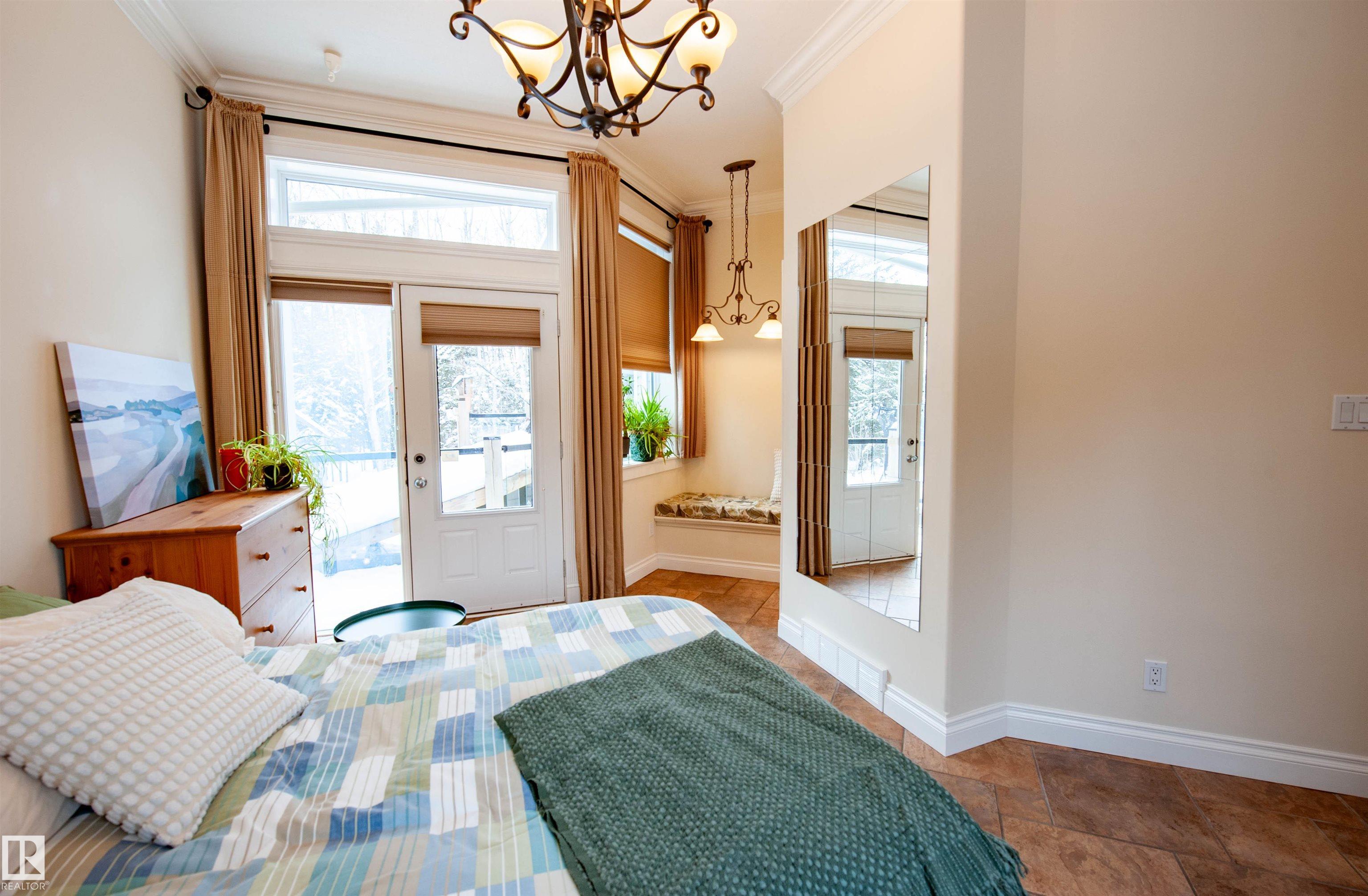 Photo 18 at 47 River Heights Drive NW, River's Edge, Edmonton