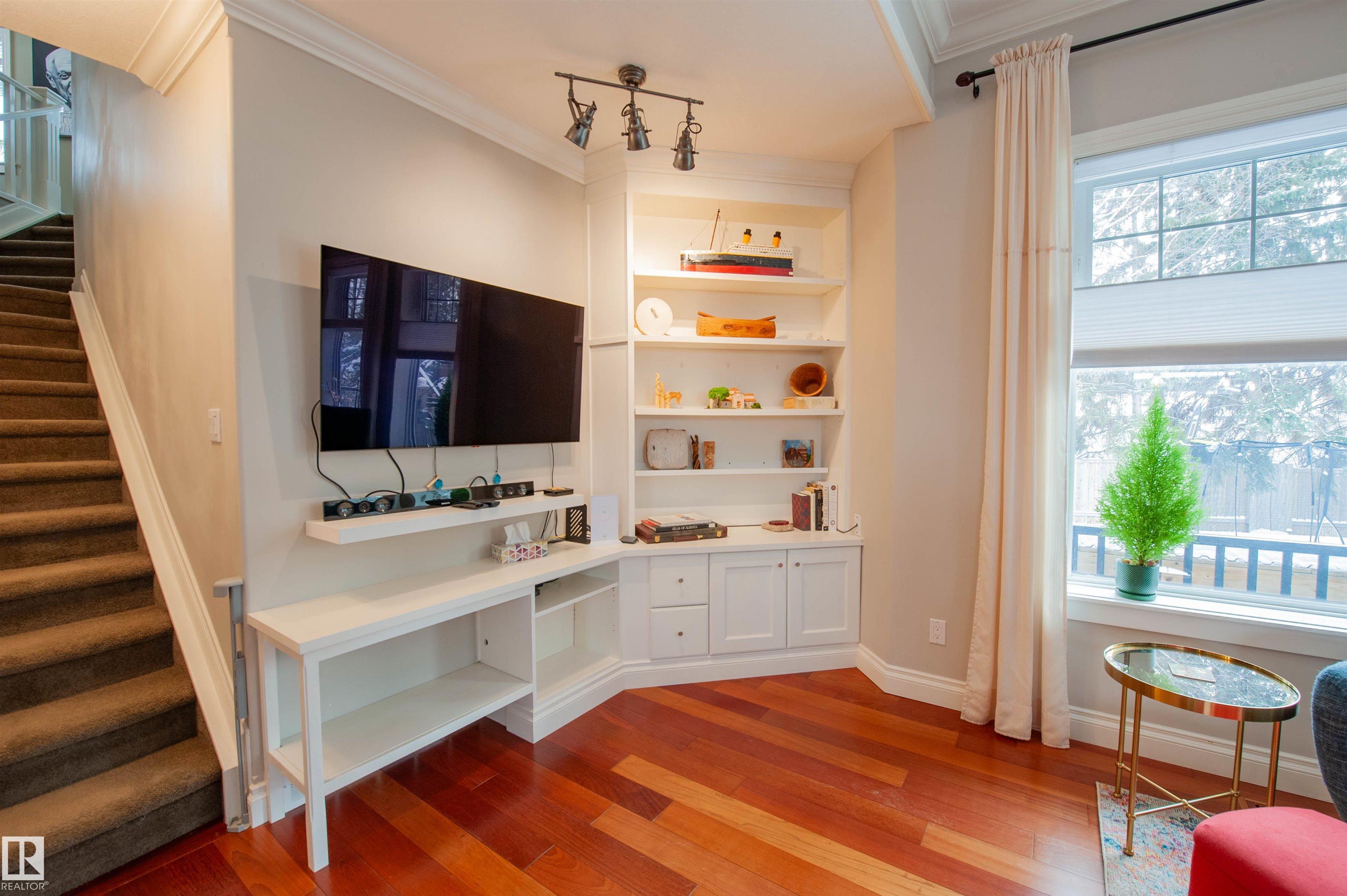 Photo 6 at 47 River Heights Drive NW, River's Edge, Edmonton