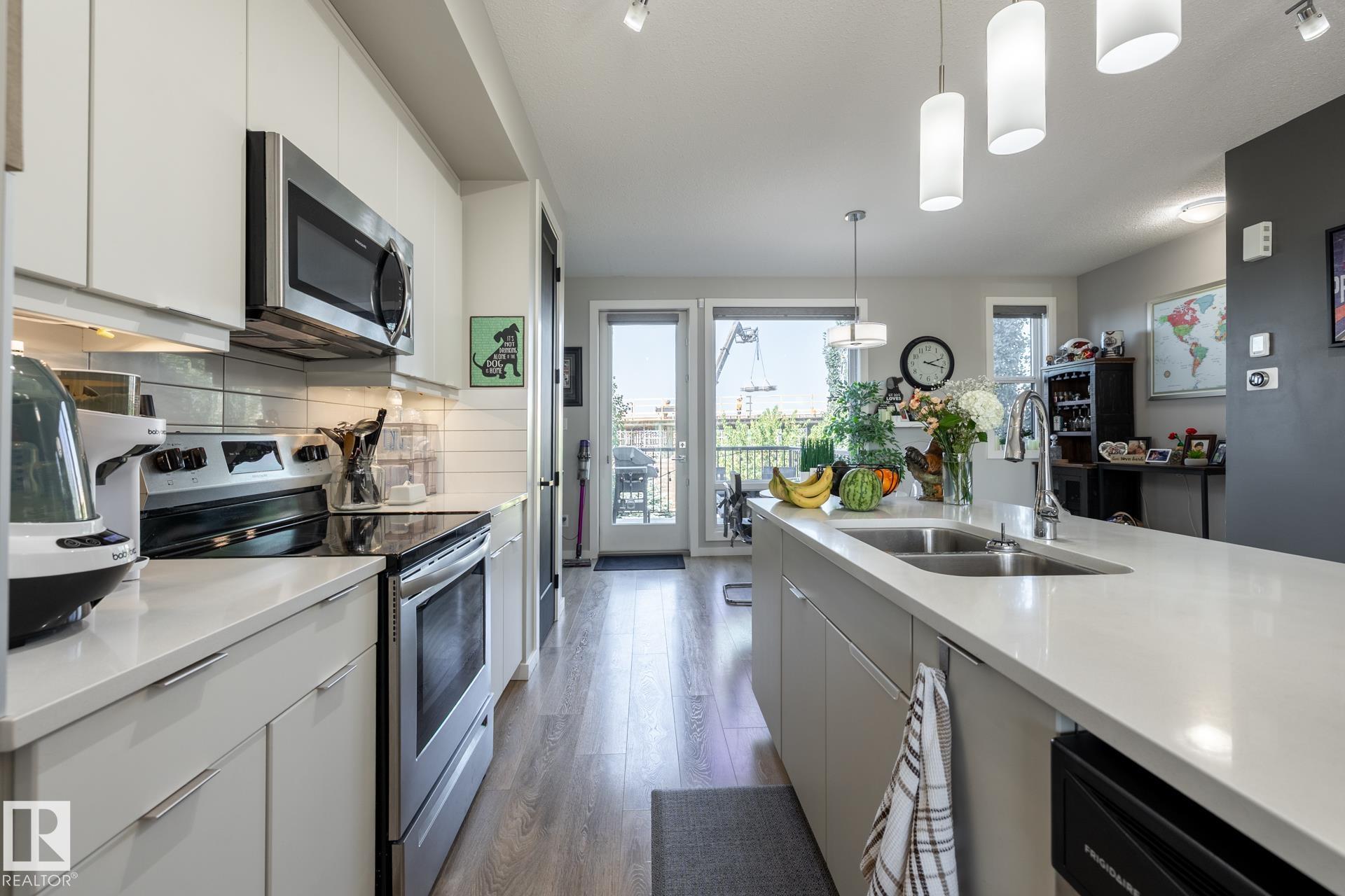 Photo 11 at 1710 Keene Crescent SW, Keswick, Edmonton