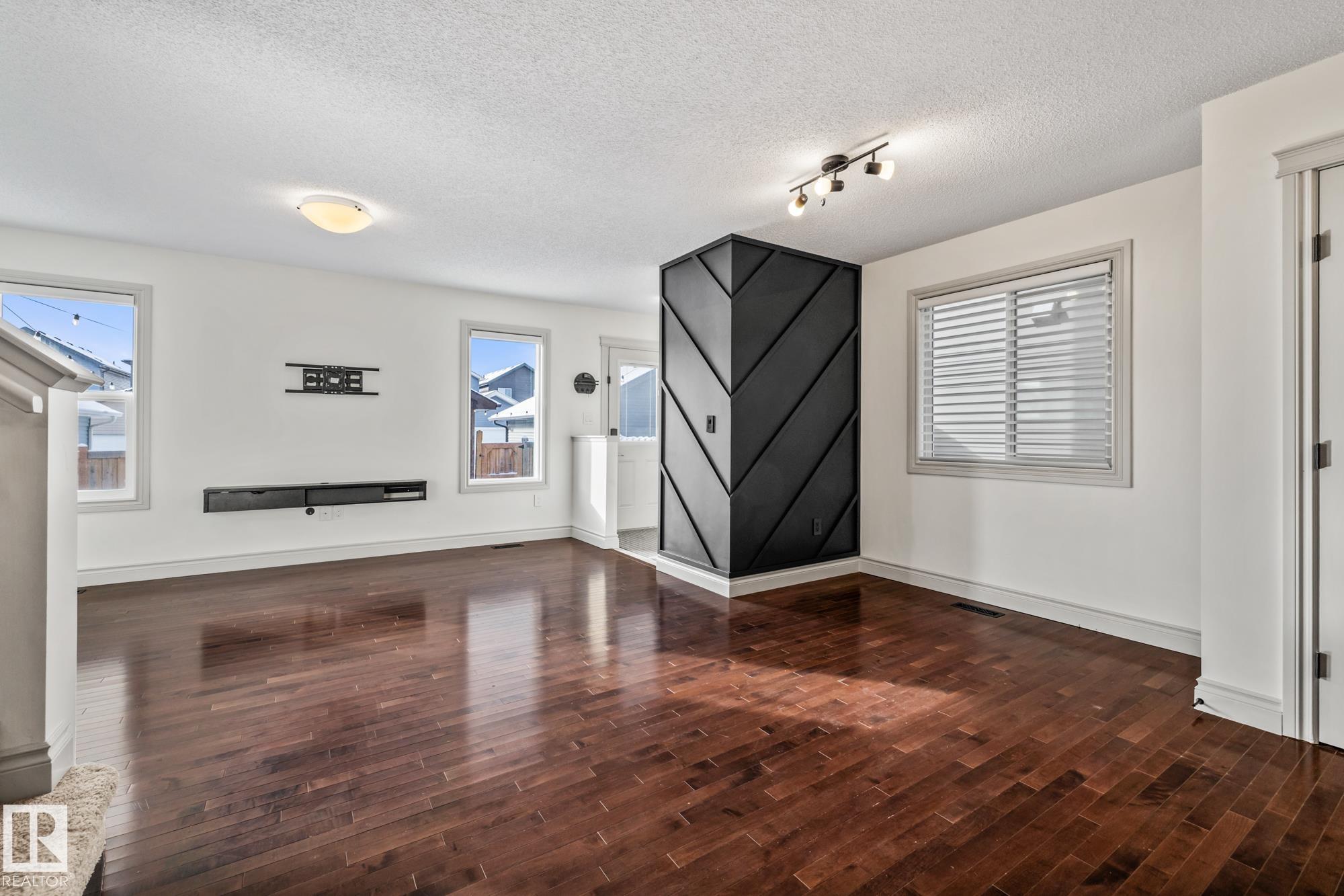 Photo 15 at 22115 88 Avenue NW, Rosenthal, Edmonton