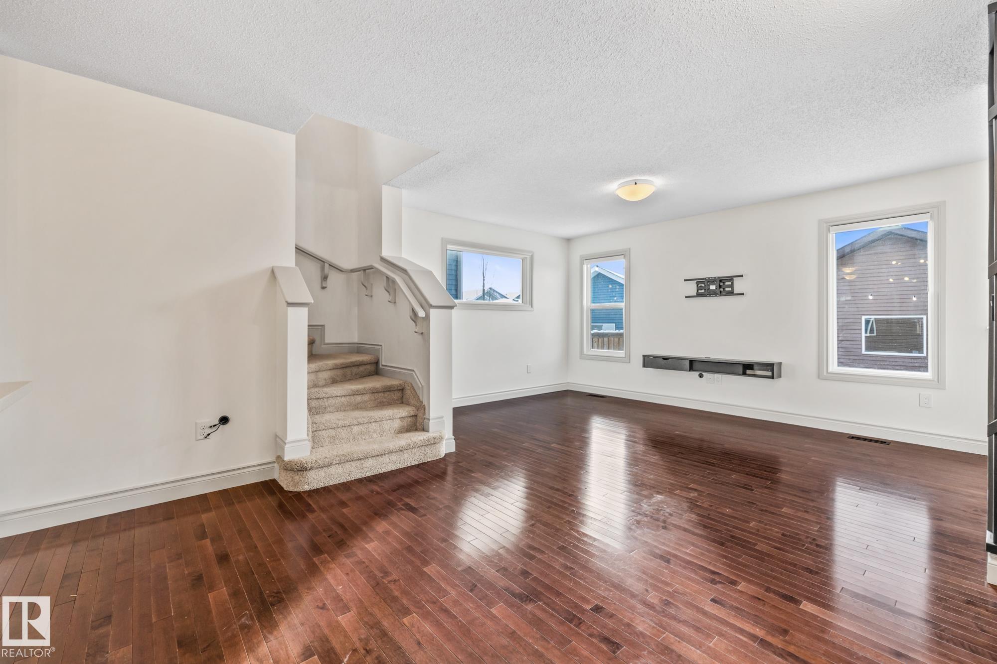 Photo 16 at 22115 88 Avenue NW, Rosenthal, Edmonton