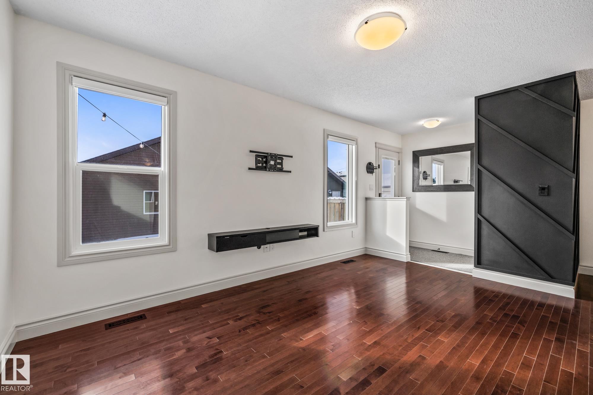 Photo 20 at 22115 88 Avenue NW, Rosenthal, Edmonton