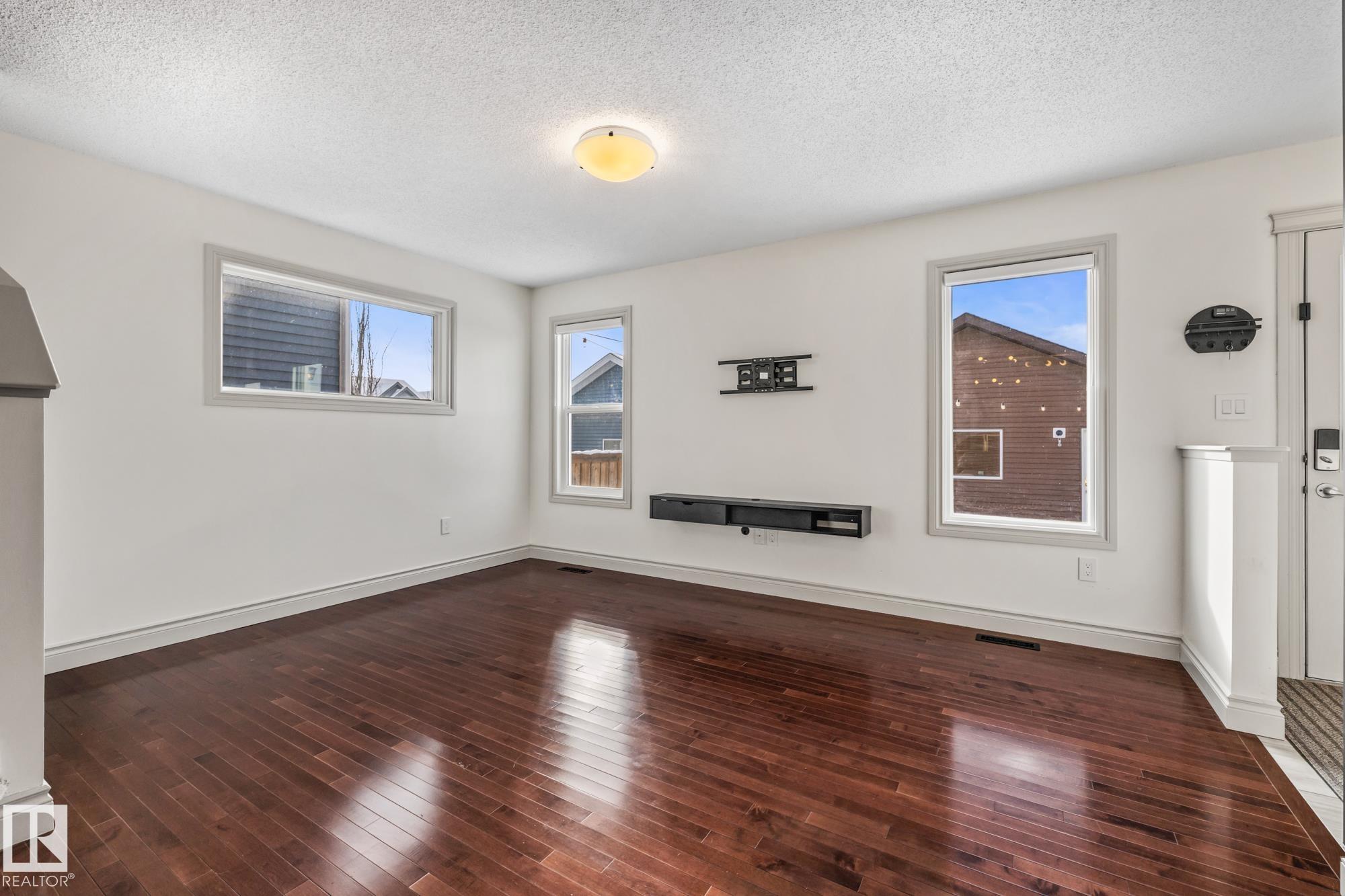 Photo 21 at 22115 88 Avenue NW, Rosenthal, Edmonton