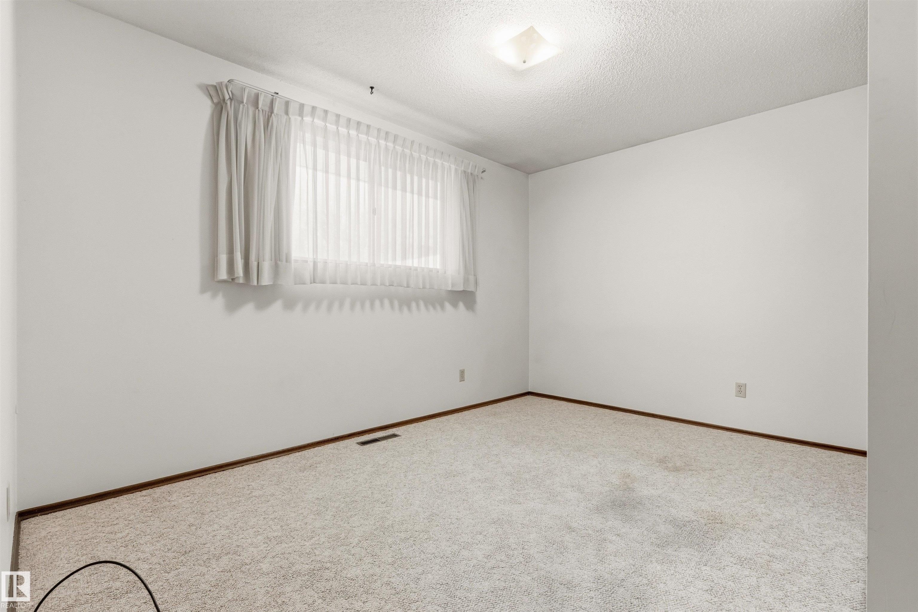 Photo 29 at 11323 35a Avenue NW, Greenfield, Edmonton