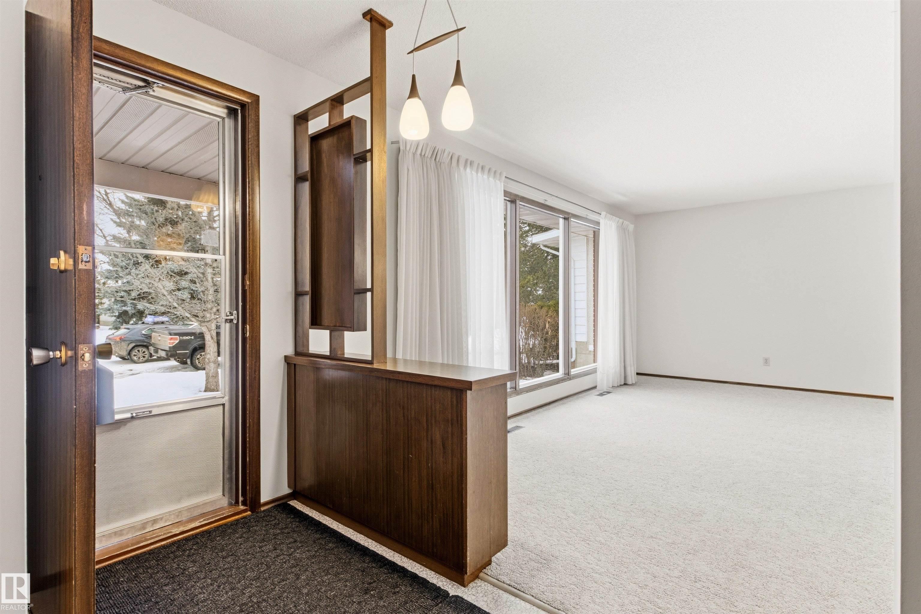 11323 35a Avenue NW, Greenfield, Edmonton