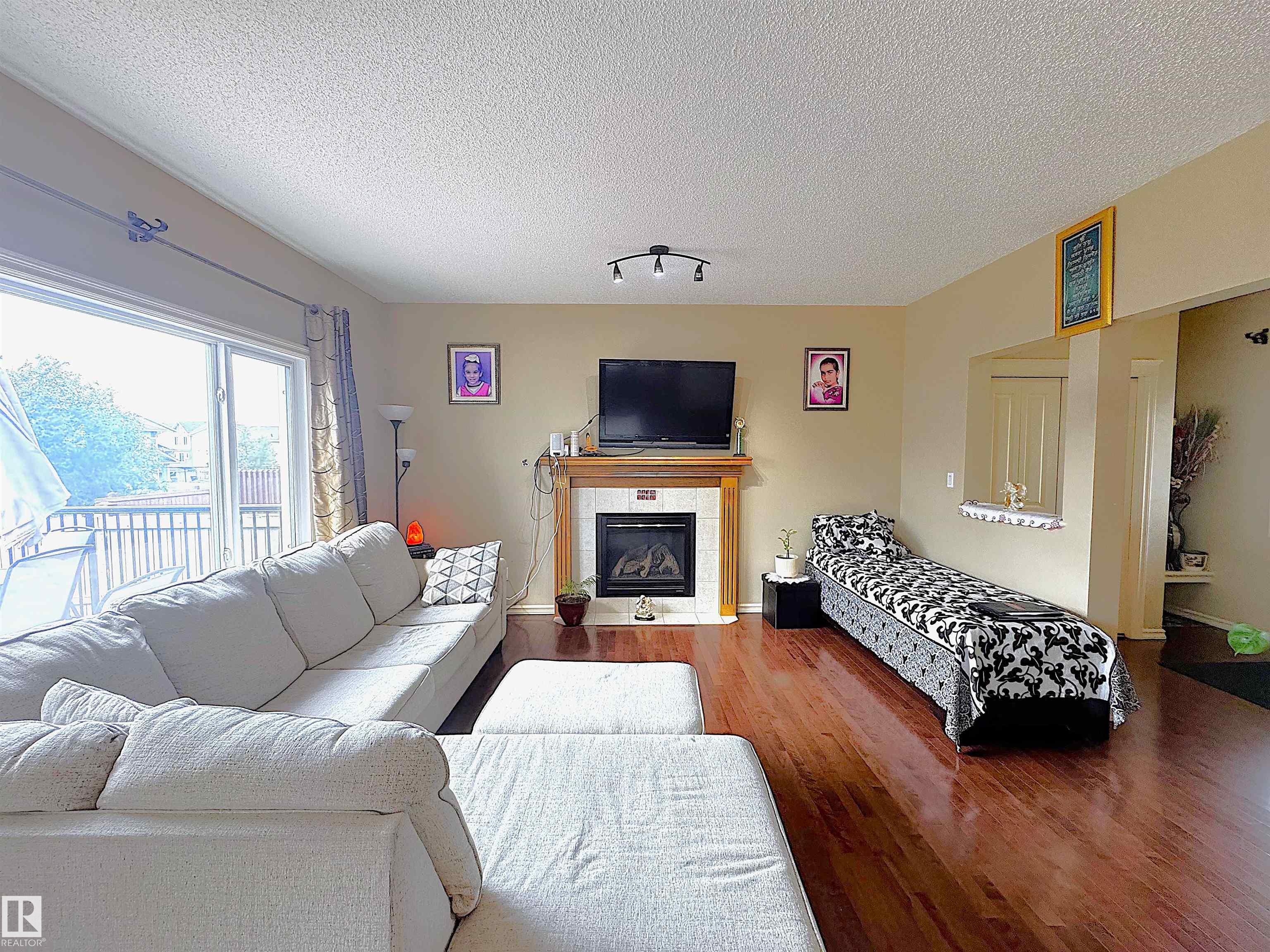 Photo 7 at 3756 13 Street NW, Tamarack, Edmonton