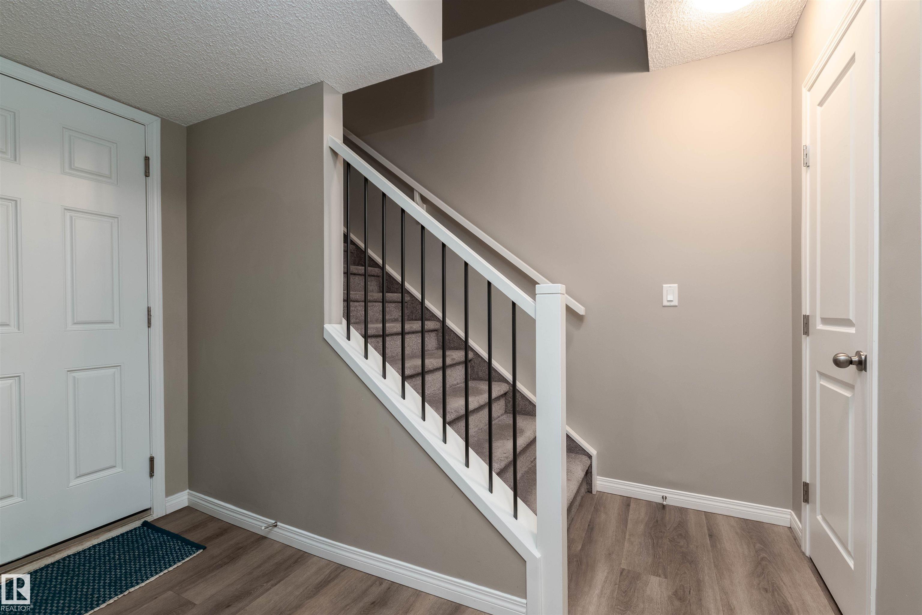 Picture for #105 2072 WONNACOTT WY SW