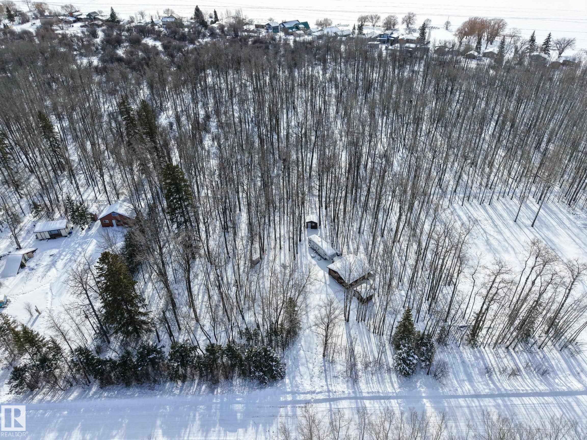 Photo 18 at 7 - 53102 Rge Road 43, South Woodland Acres, Rural Parkland County