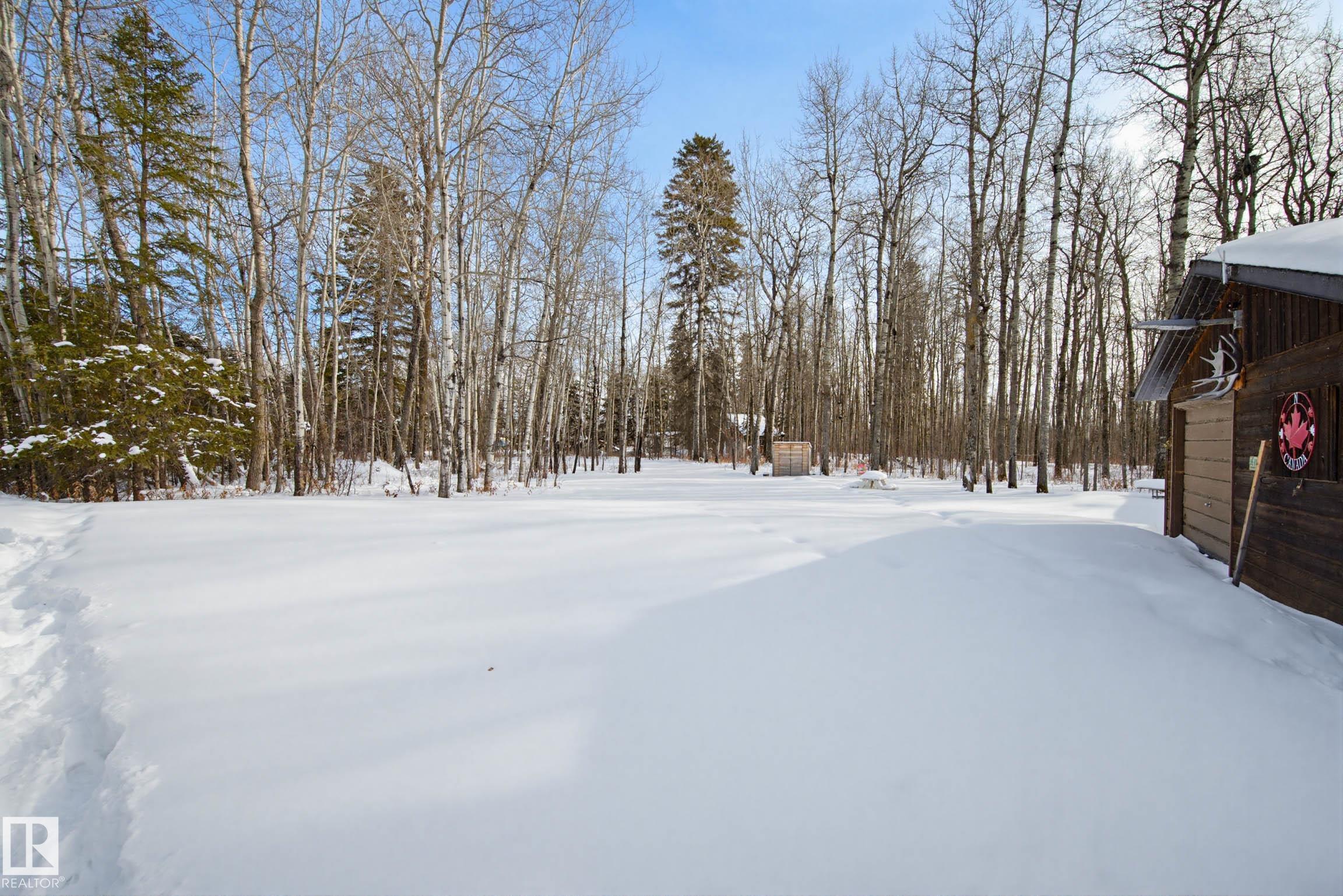 Photo 8 at 7 - 53102 Rge Road 43, South Woodland Acres, Rural Parkland County