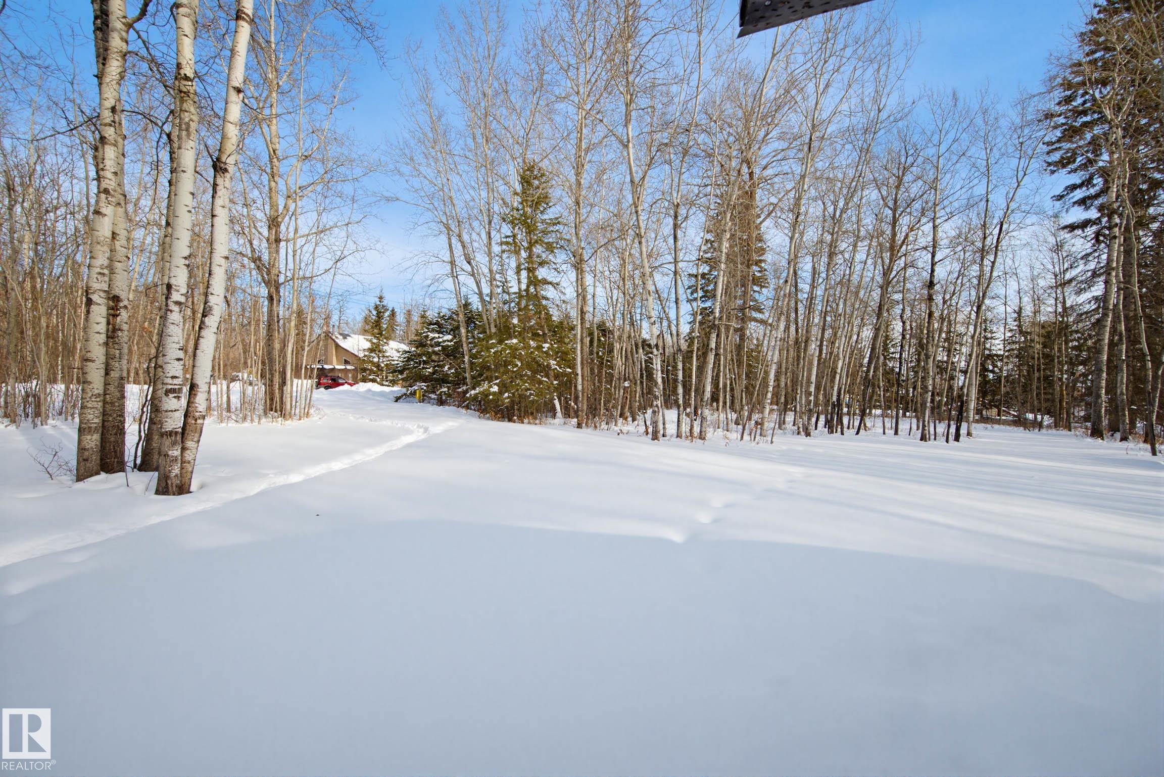 Photo 9 at 7 - 53102 Rge Road 43, South Woodland Acres, Rural Parkland County