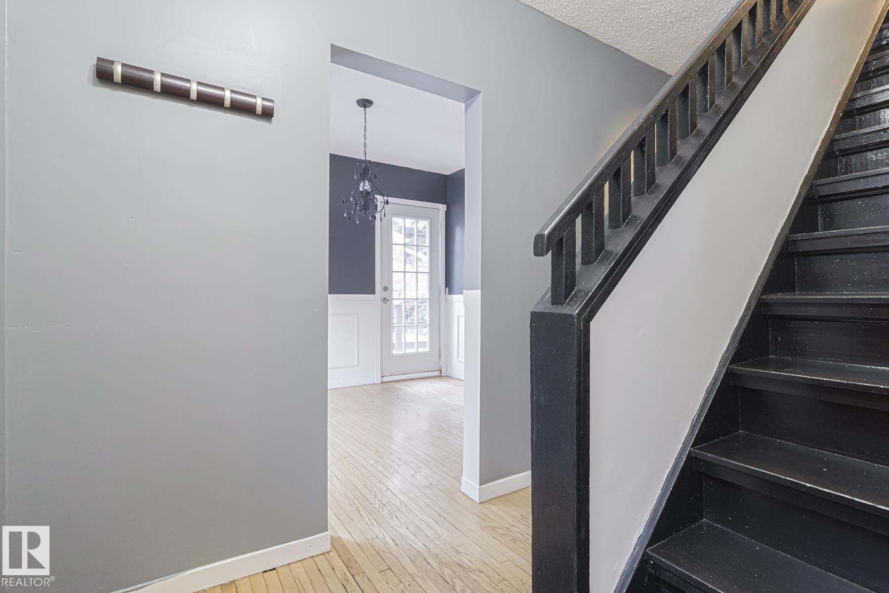 Photo 15 at 13519 107a Avenue NW, North Glenora, Edmonton