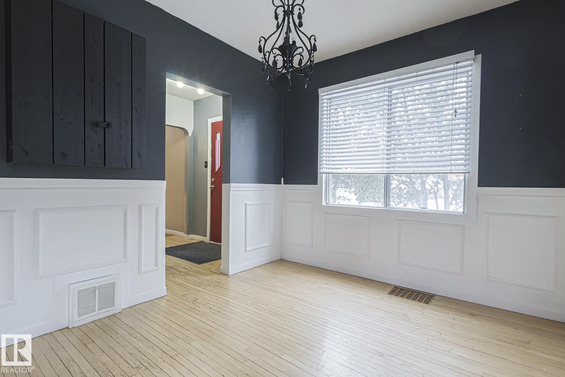 Photo 9 at 13519 107a Avenue NW, North Glenora, Edmonton