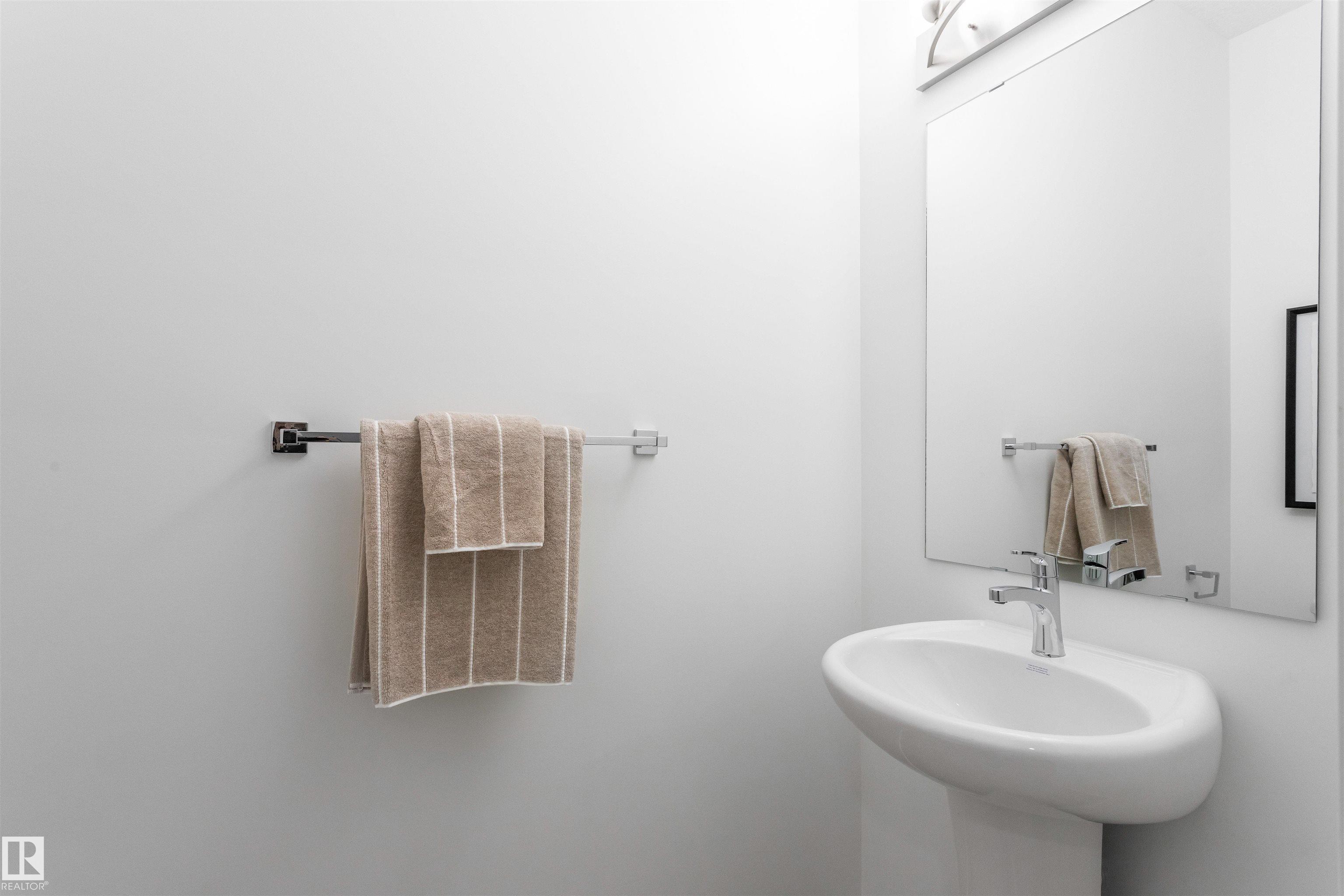 Photo 14 at 1972 210 Street NW, Stillwater, Edmonton