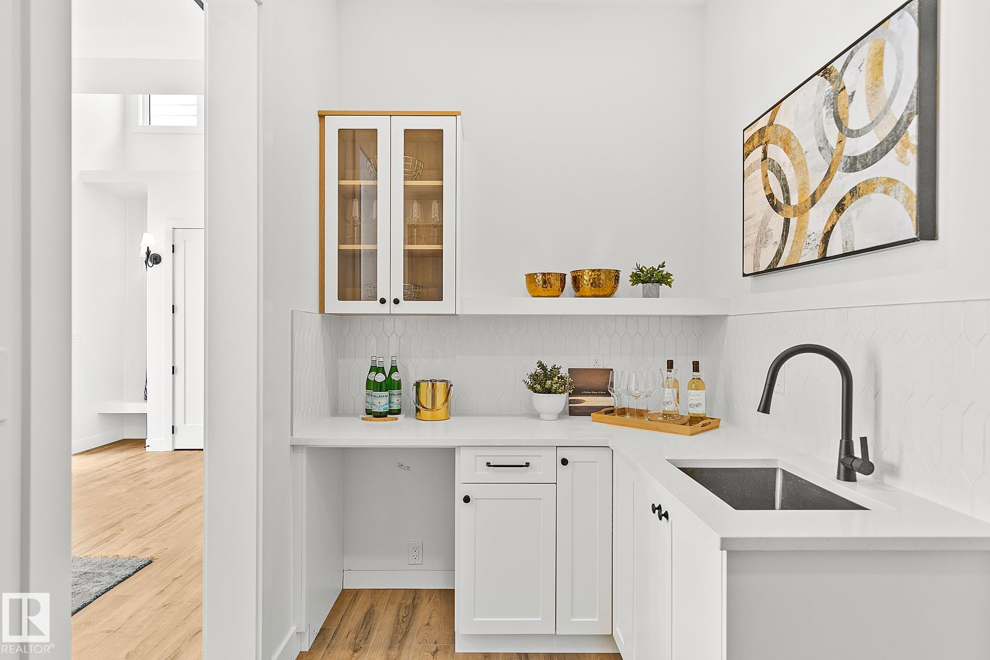 Photo 22 at 11238 61 Street NW, Highlands, Edmonton