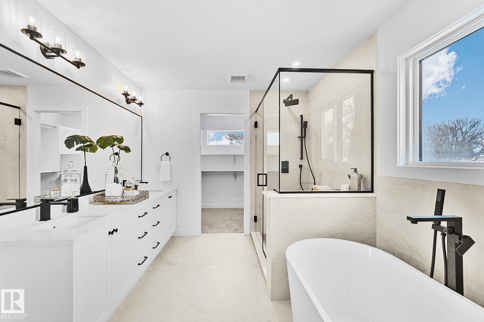 Photo 35 at 11238 61 Street NW, Highlands, Edmonton