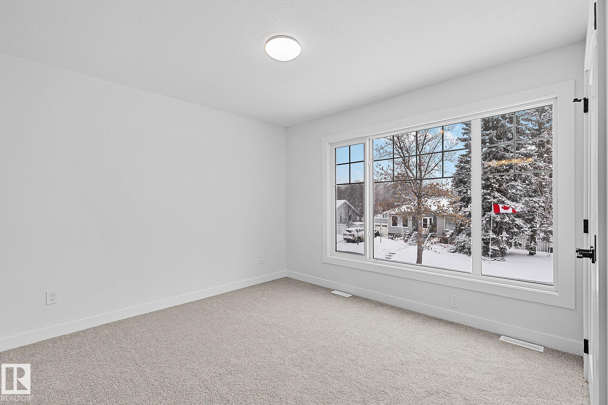 Photo 37 at 11238 61 Street NW, Highlands, Edmonton