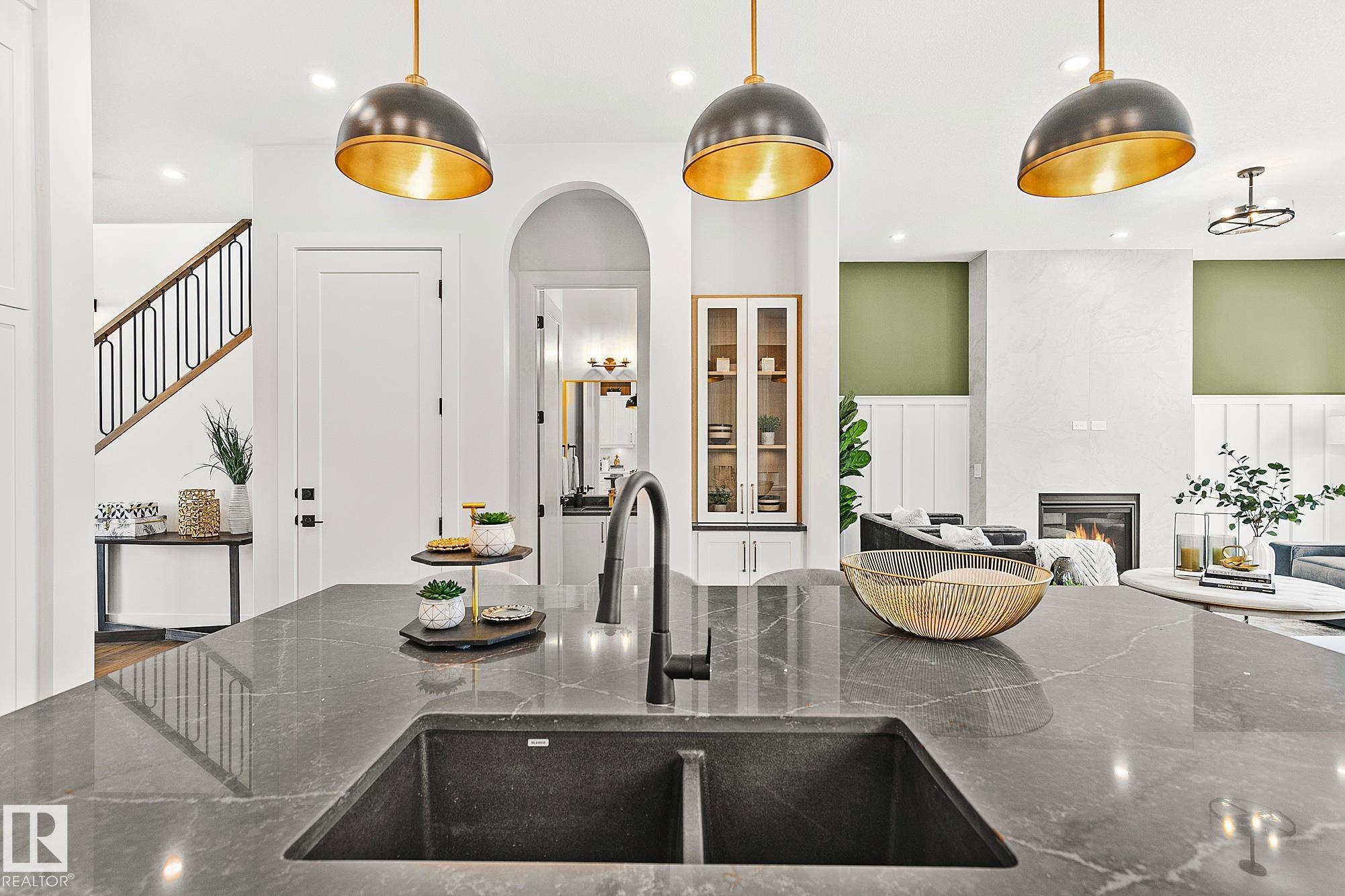 Photo 10 at 11238 61 Street NW, Highlands, Edmonton