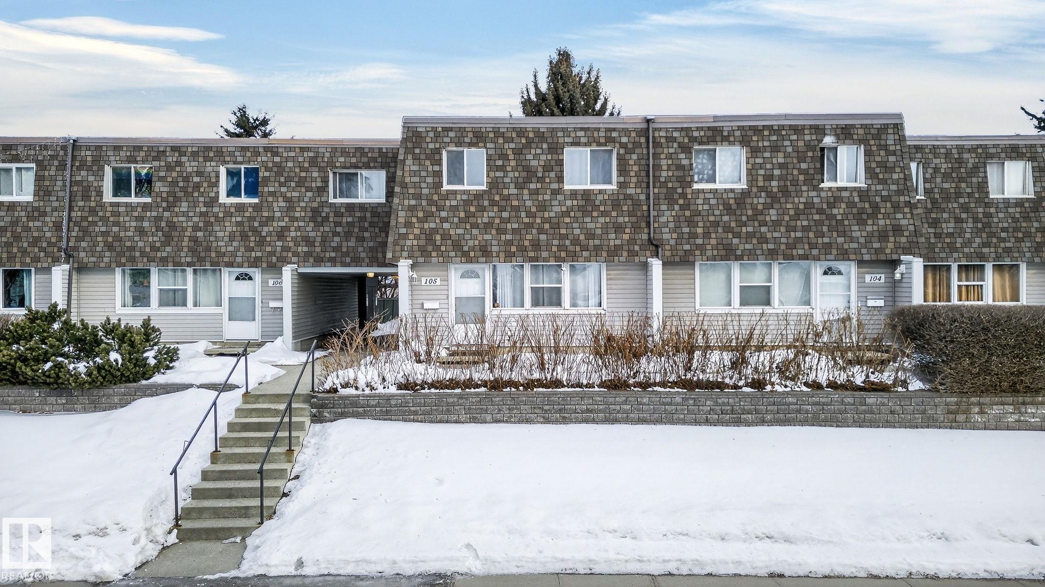 Photo 2 at 105 Village On The Green green NW, York, Edmonton