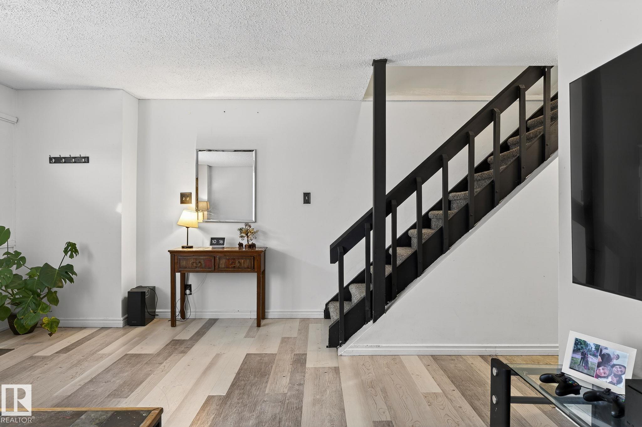 Photo 26 at 105 Village On The Green green NW, York, Edmonton