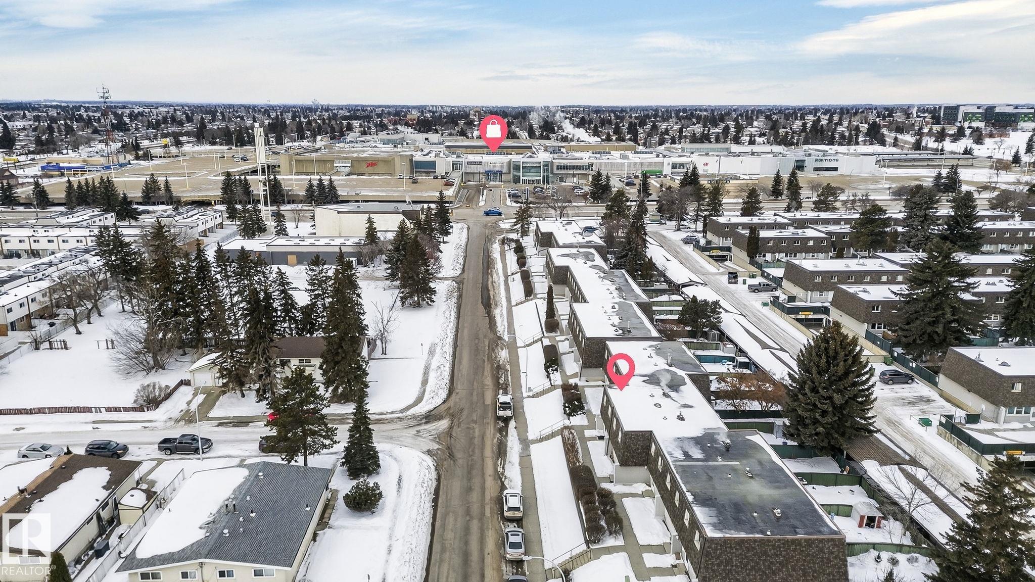 Photo 5 at 105 Village On The Green green NW, York, Edmonton