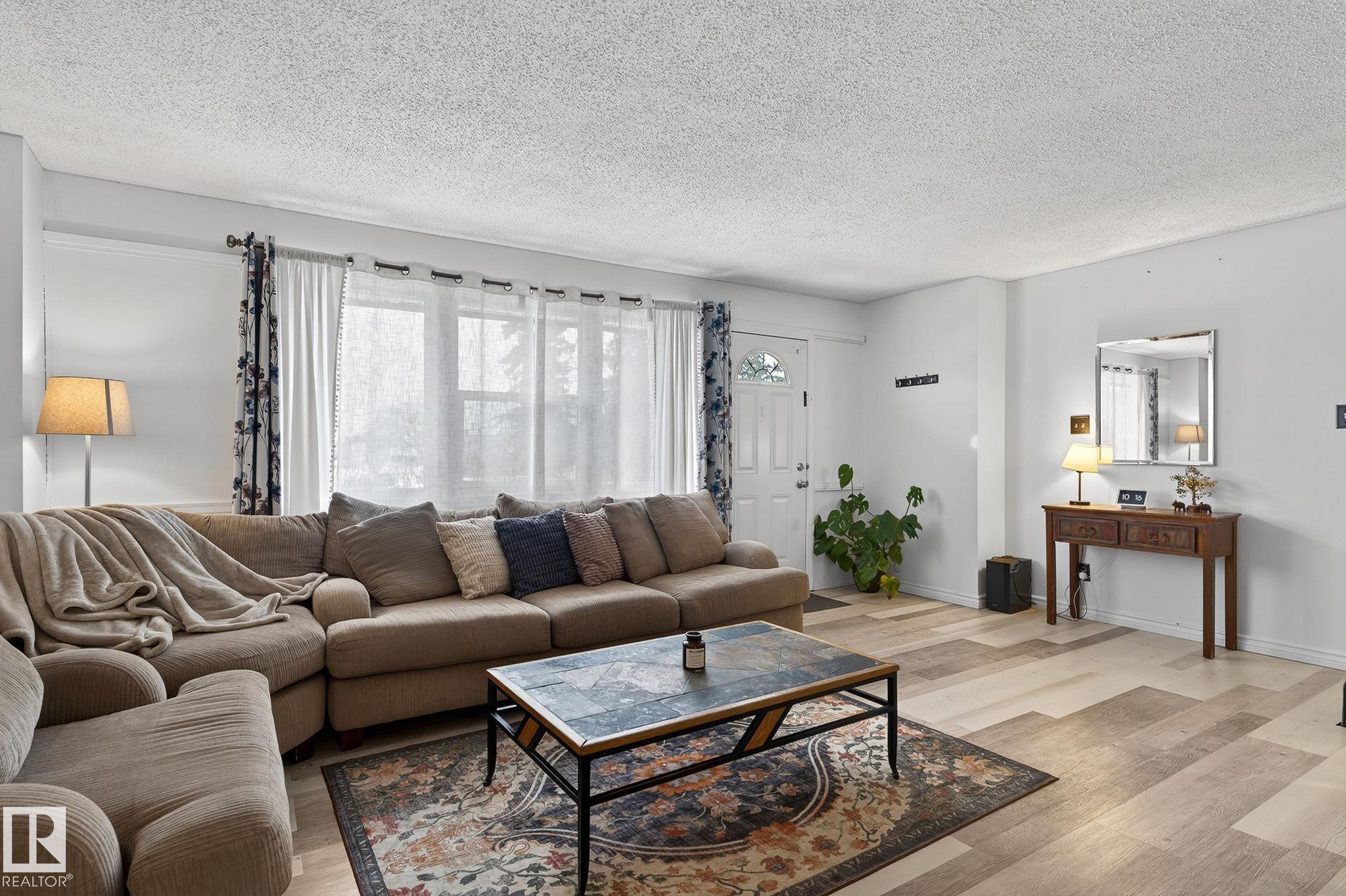 Photo 10 at 105 Village On The Green green NW, York, Edmonton