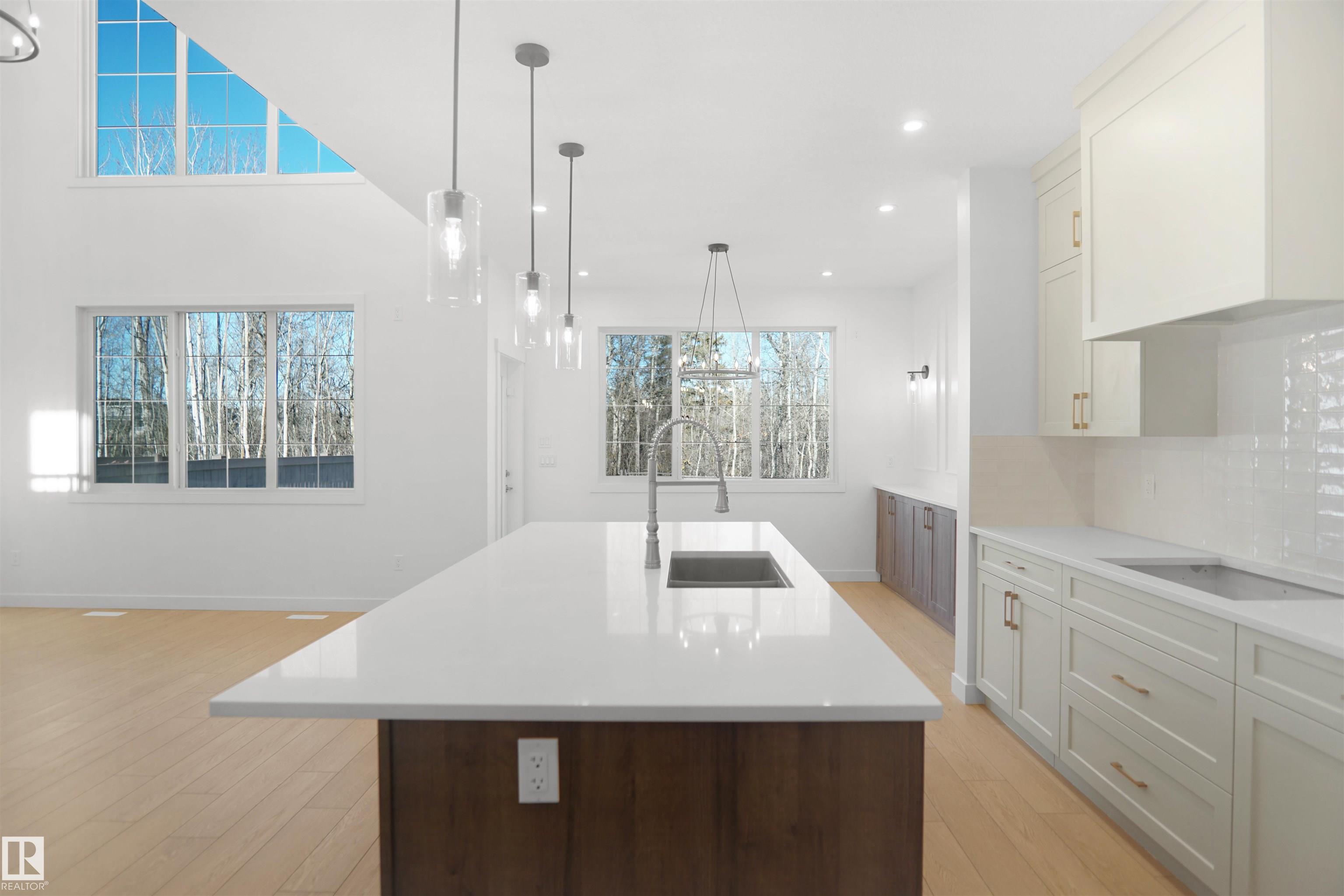 Photo 11 at 20608 27 Avenue NW, The Uplands, Edmonton