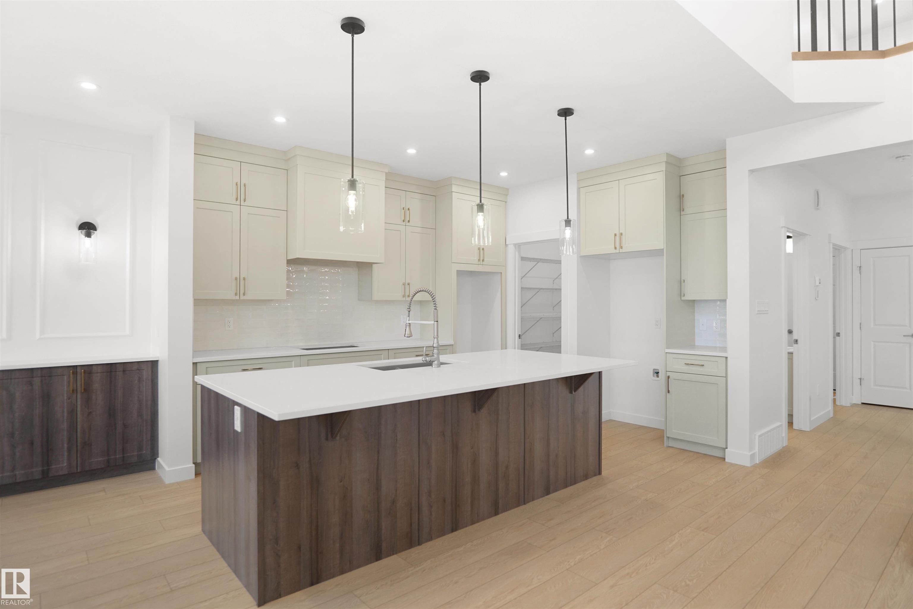 Photo 15 at 20608 27 Avenue NW, The Uplands, Edmonton