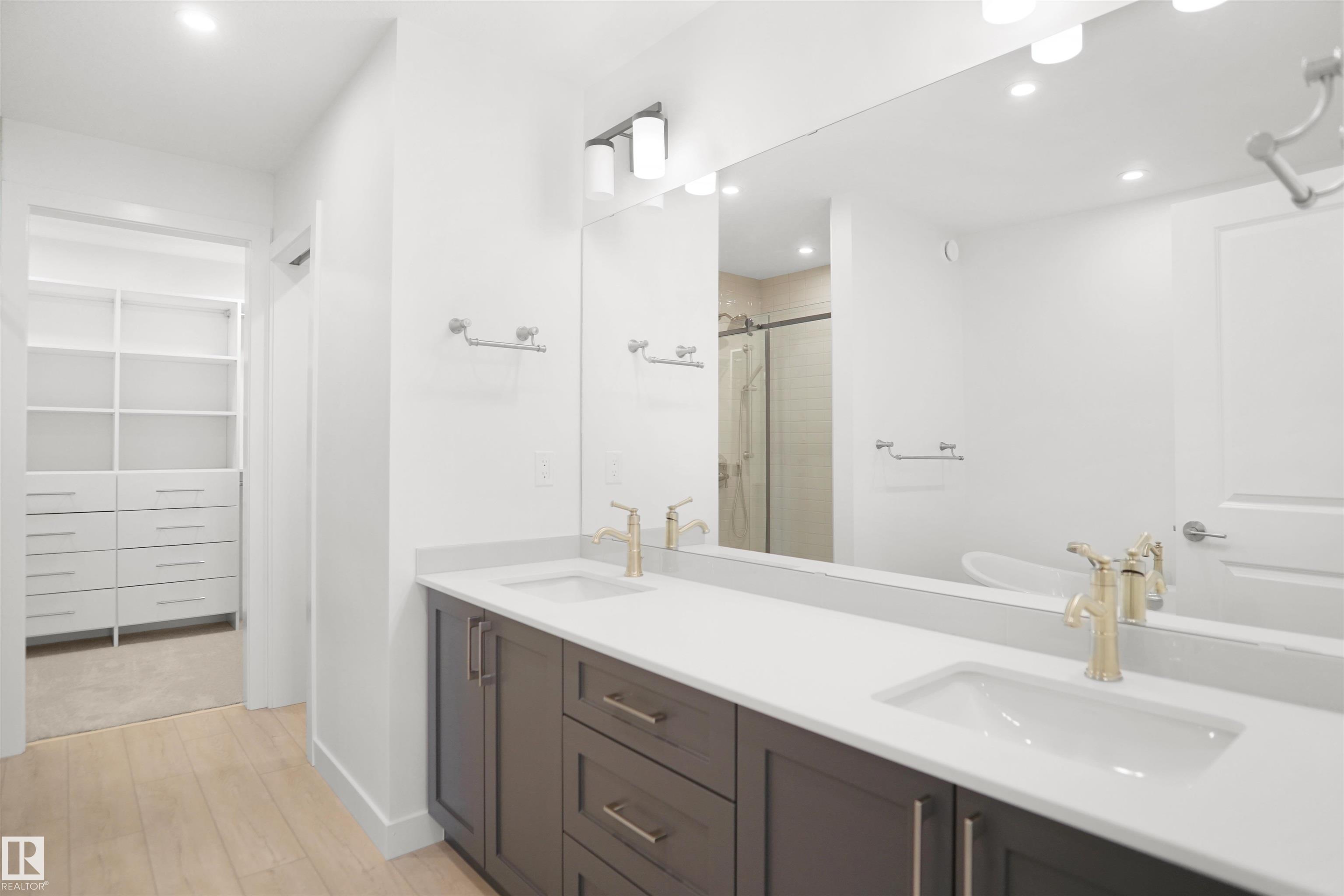 Photo 24 at 20608 27 Avenue NW, The Uplands, Edmonton