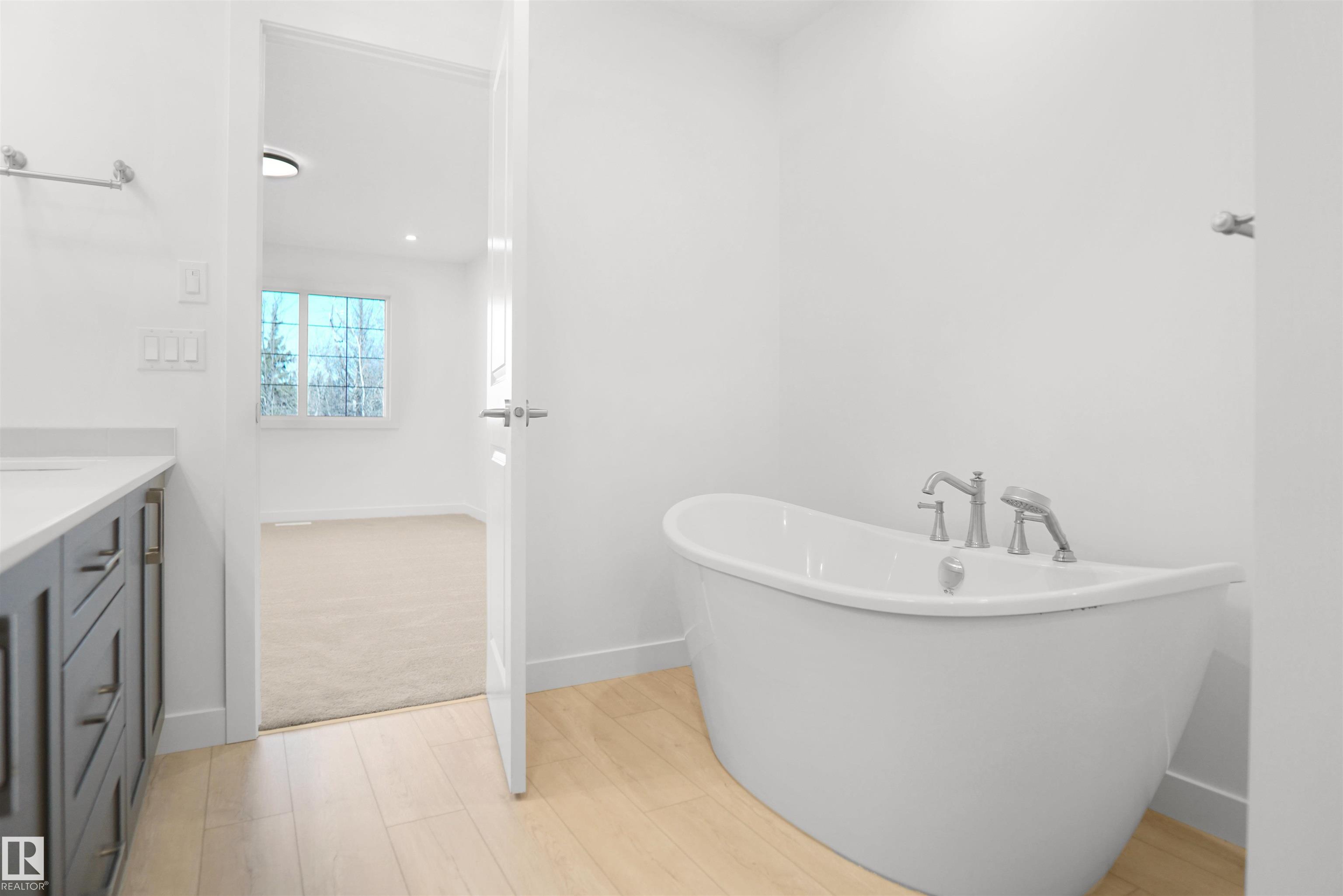 Photo 27 at 20608 27 Avenue NW, The Uplands, Edmonton