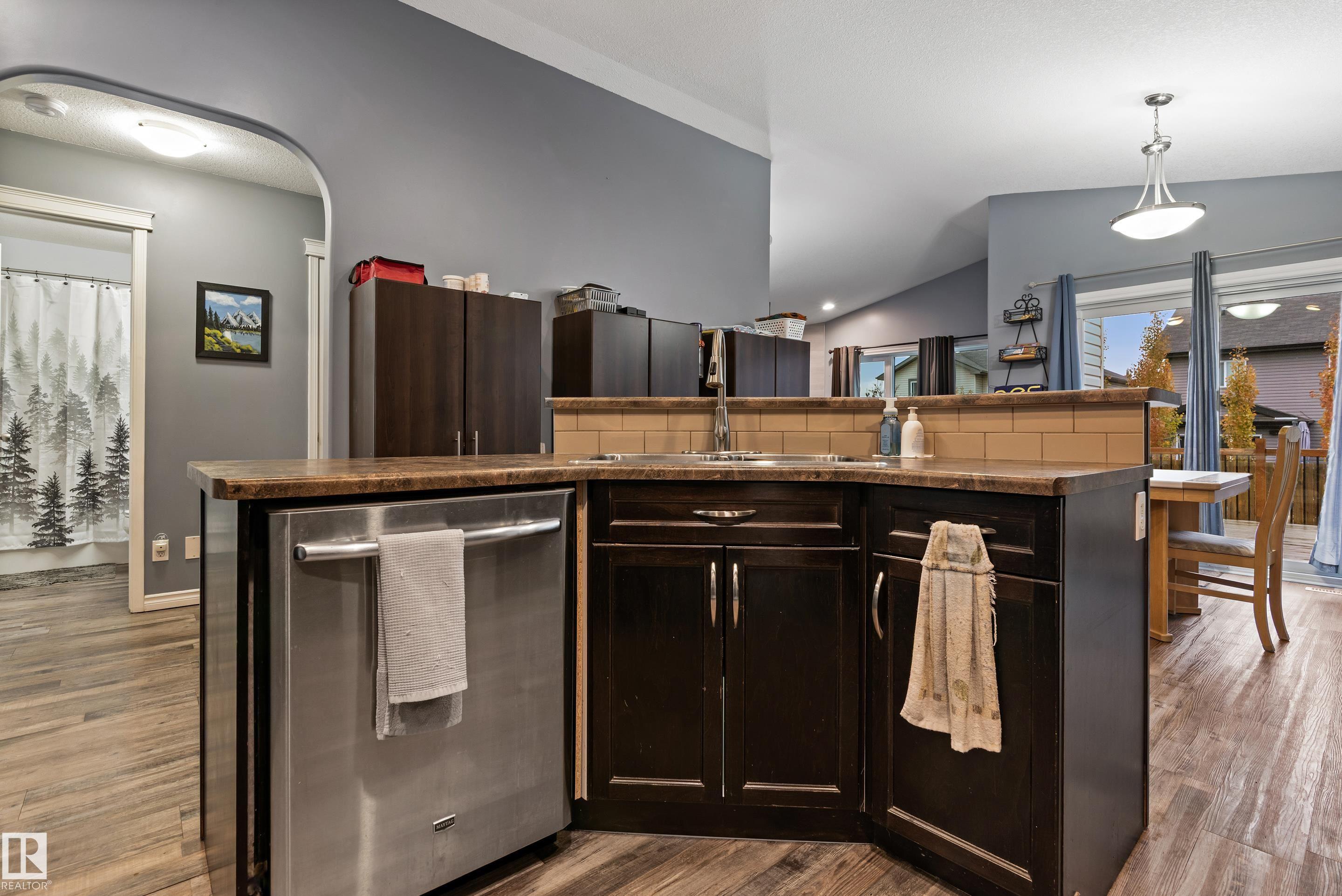 Photo 10 at 6 Sequoia Bend, Sienna, Fort Saskatchewan