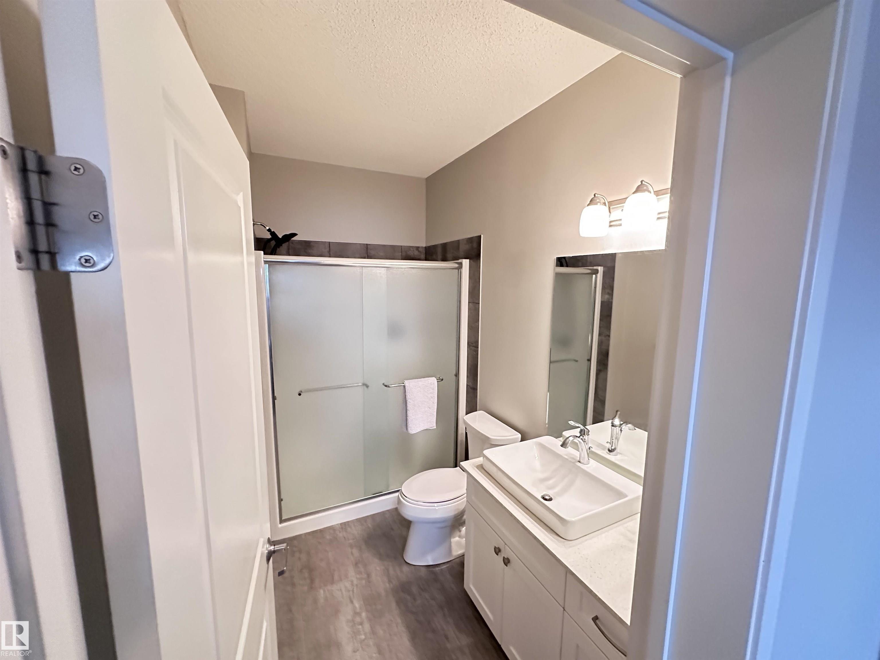 https://zimg.paragon.ice.com/ParagonImages/Property/PM/RAE/225388159/29/0/0/ca6e38b1834c74b7422158914a5edac3/1/c8bb0235d42f14a4cf206bbc93ffefbe/225388159-2e91569a-0340-4e86-ab77-42c0f413062c.JPG