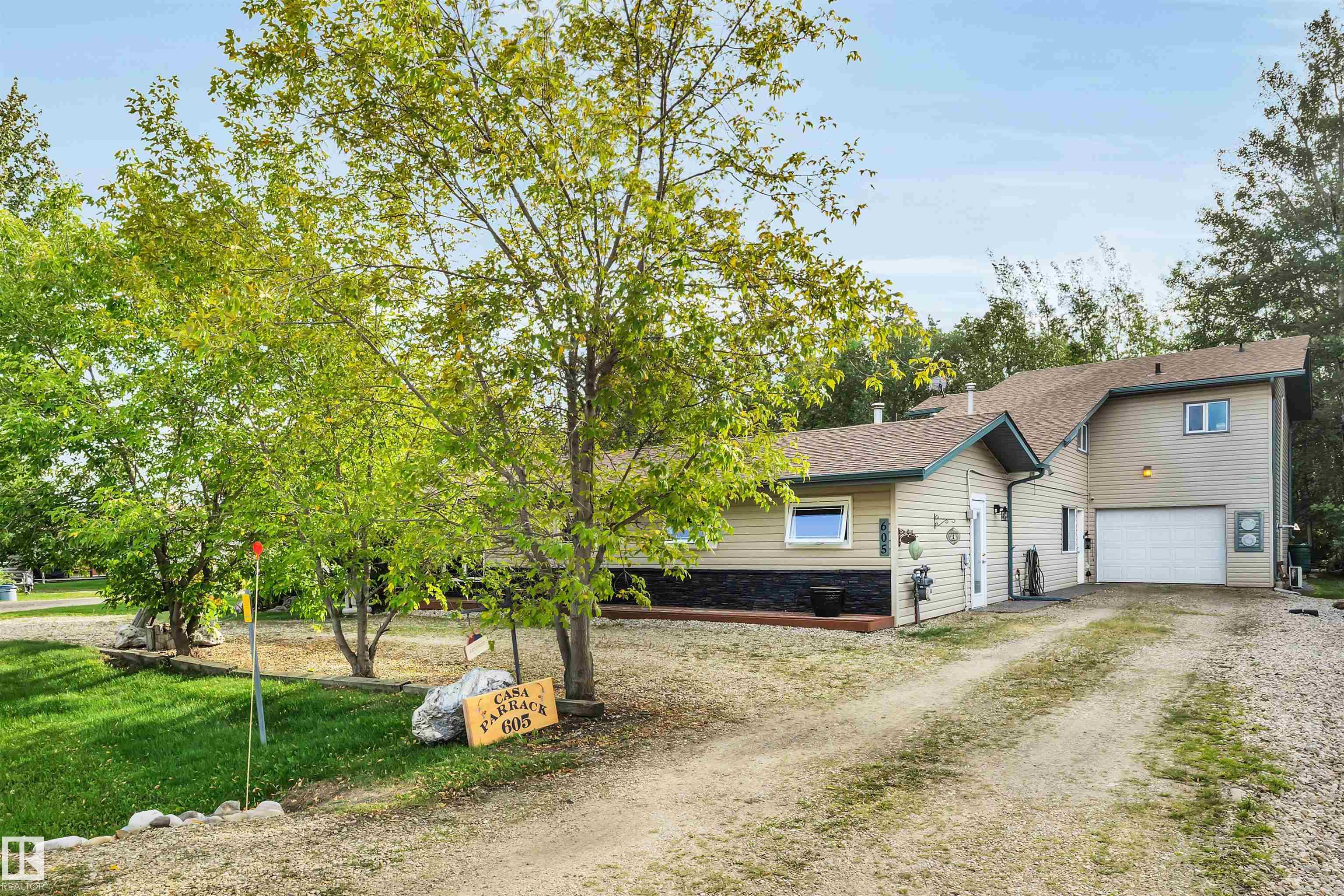 Photo 5 at 605 6st. Ross Haven, Ross Haven, Rural Lac Ste. Anne County