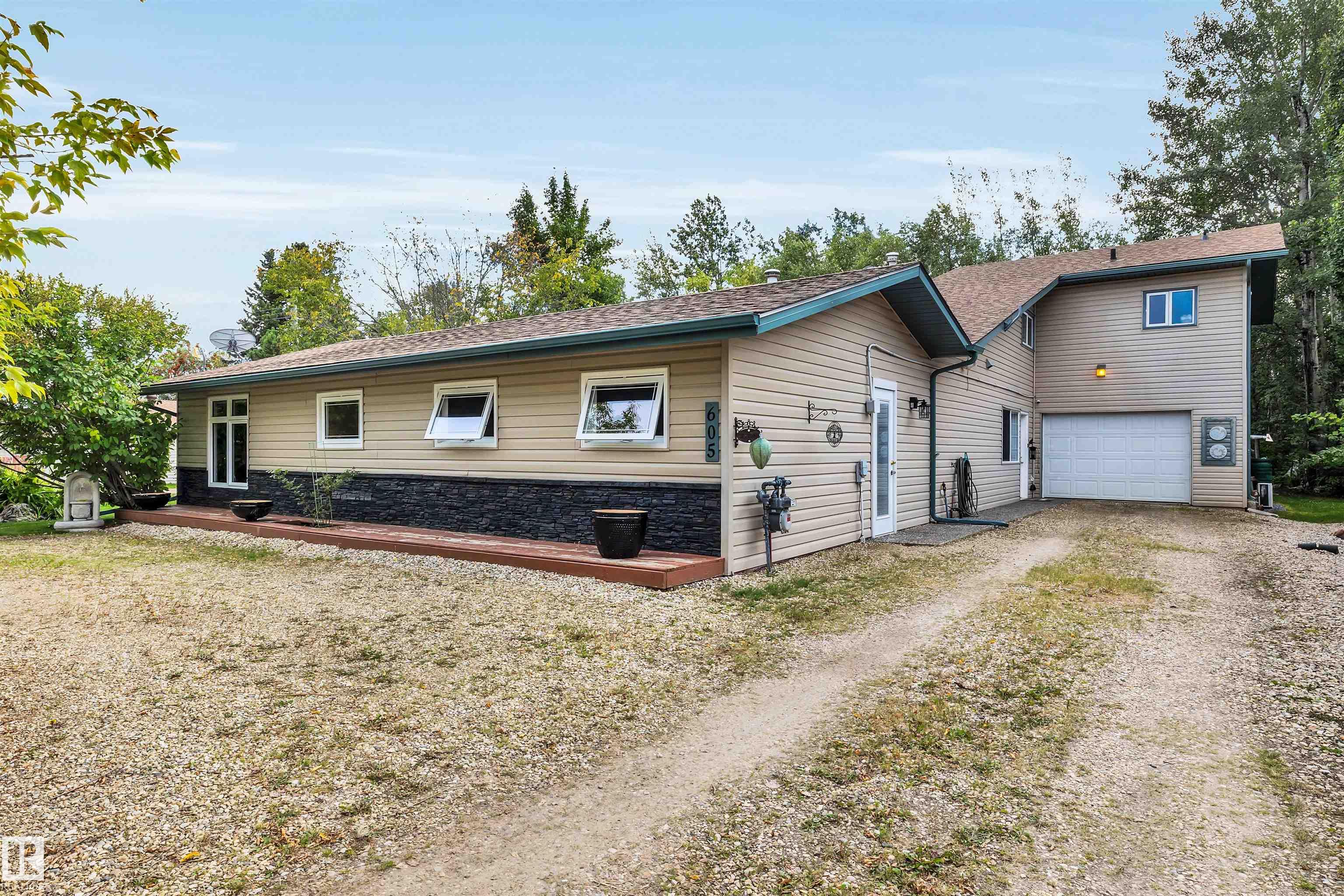 Photo 6 at 605 6st. Ross Haven, Ross Haven, Rural Lac Ste. Anne County