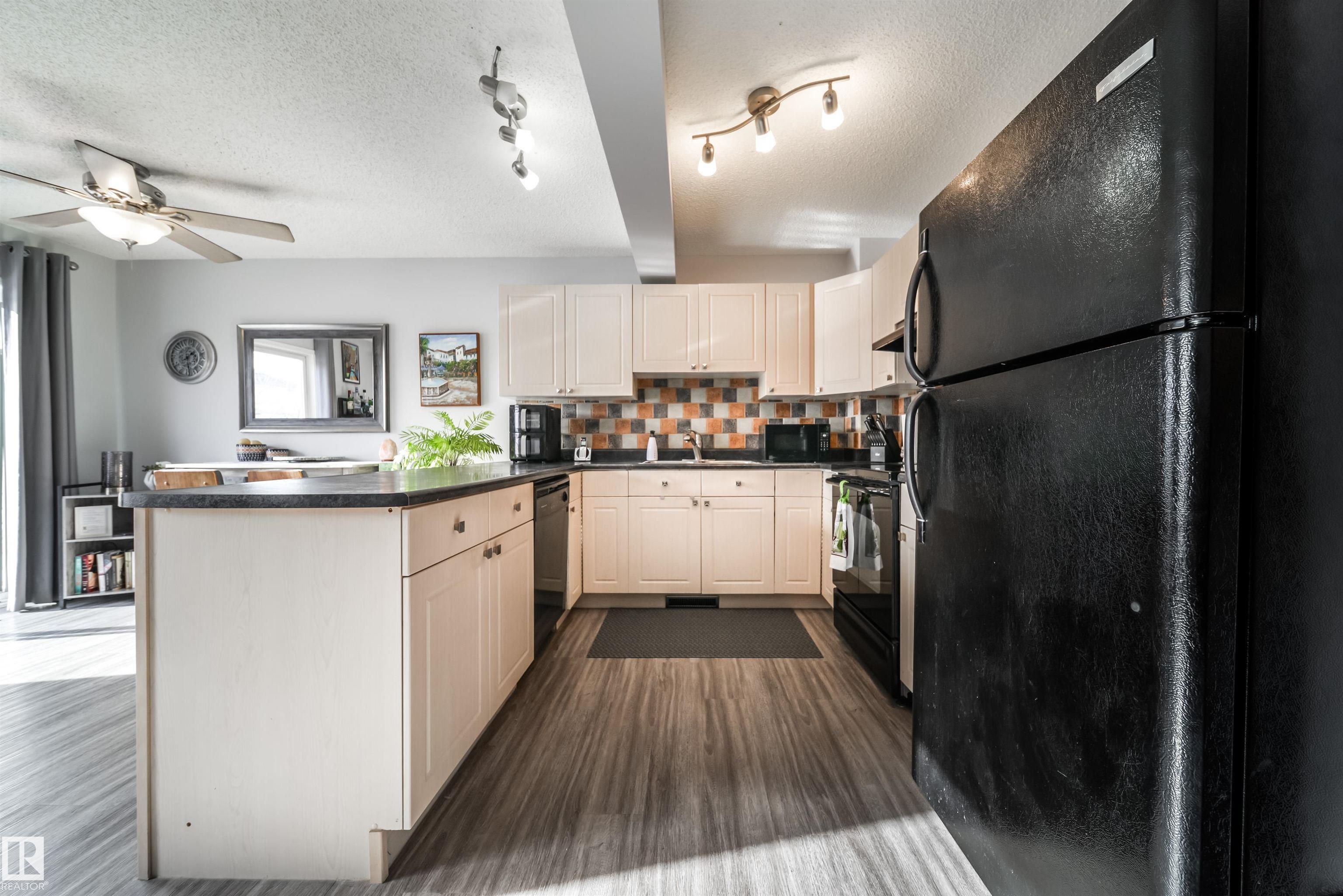 Photo 9 at 115 - 700 Bothwell Drive, Strathcona Village, Sherwood Park