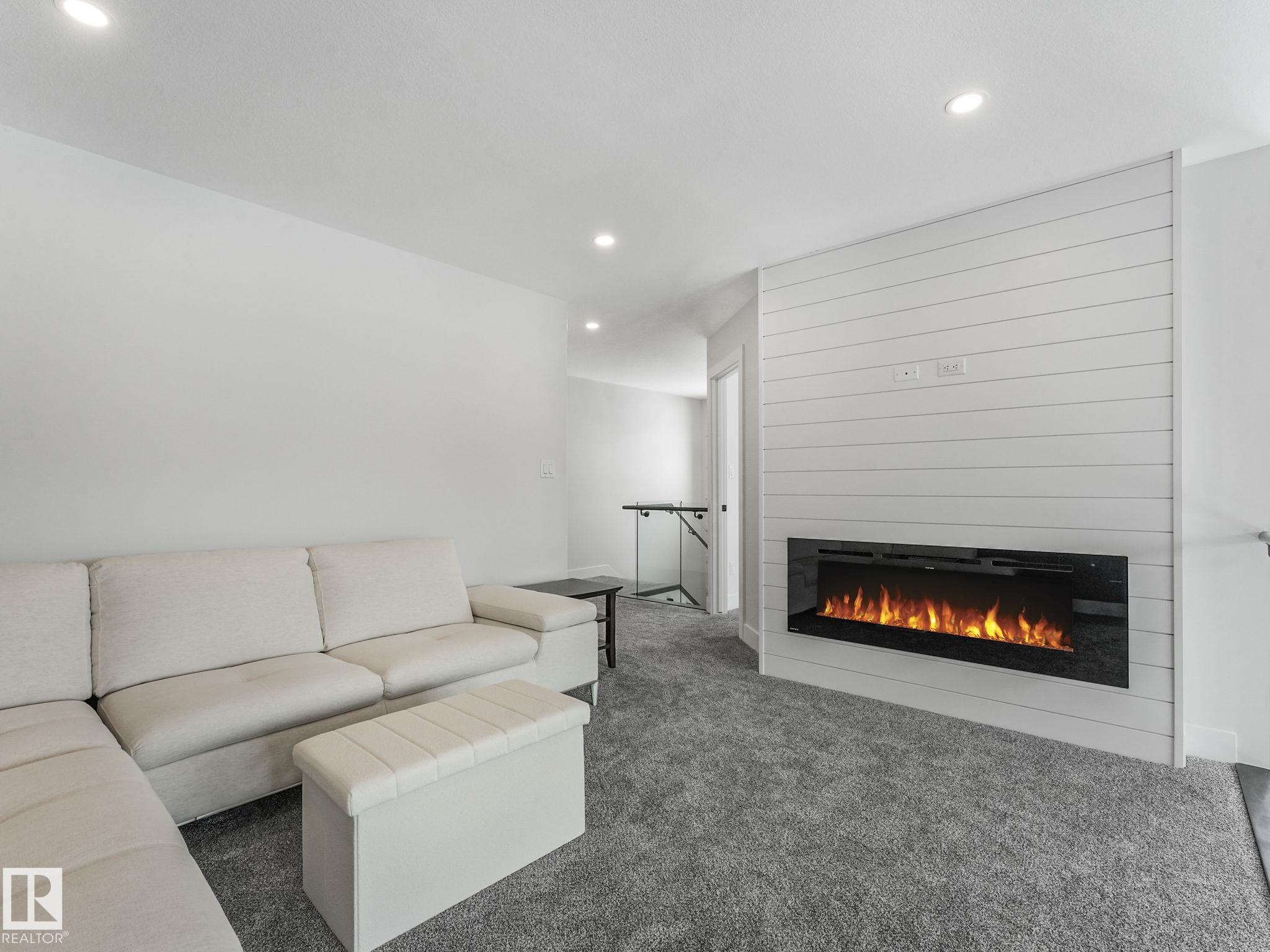 Photo 31 at 41 Cannes Cove, Chérot, St. Albert