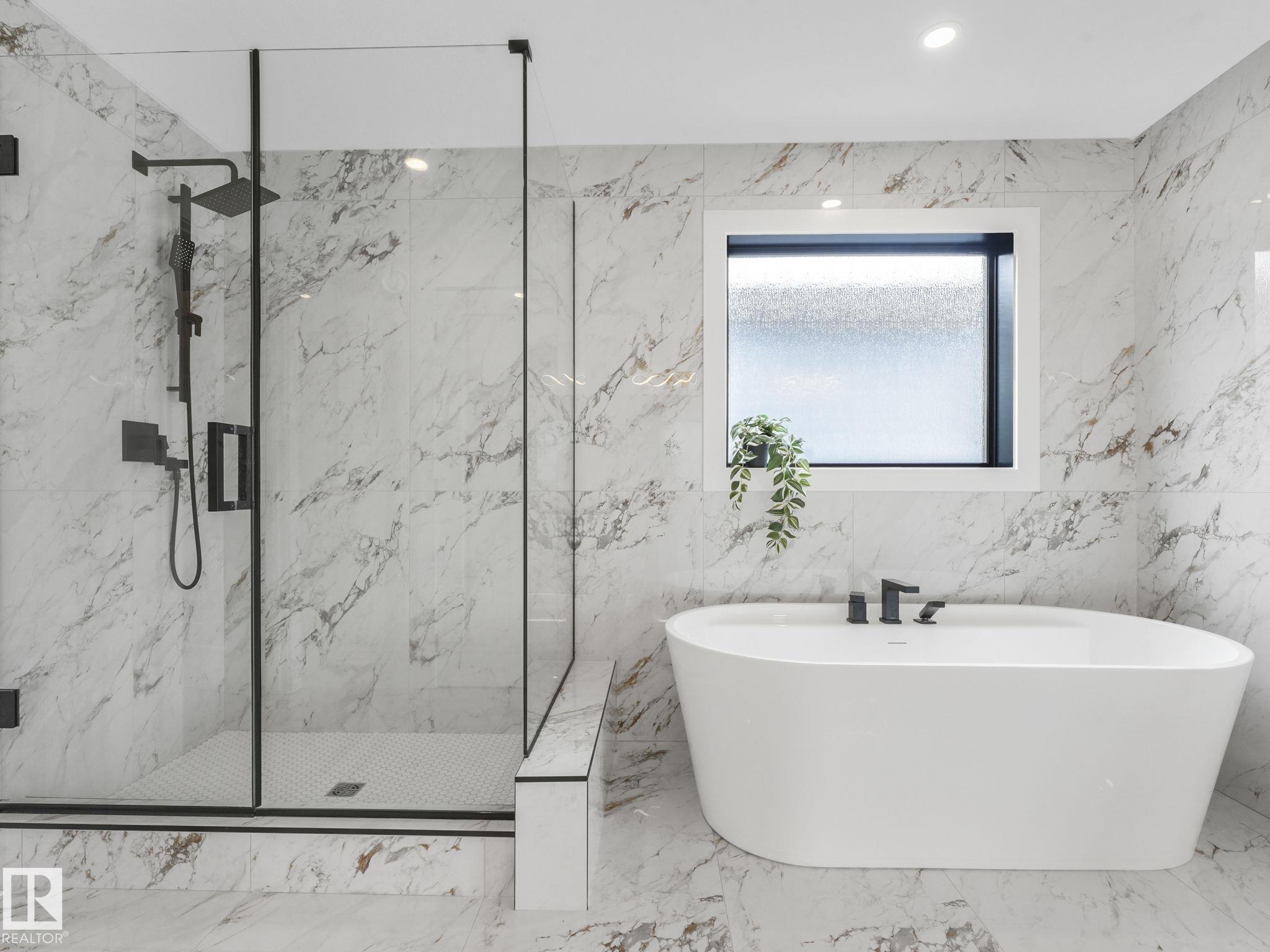 Photo 40 at 41 Cannes Cove, Chérot, St. Albert