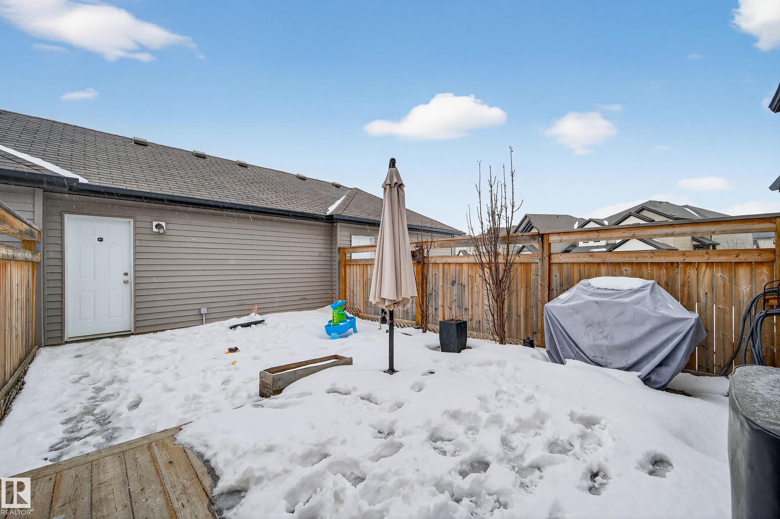 327 Desrochers Boulevard SW, Desrochers Area, Edmonton