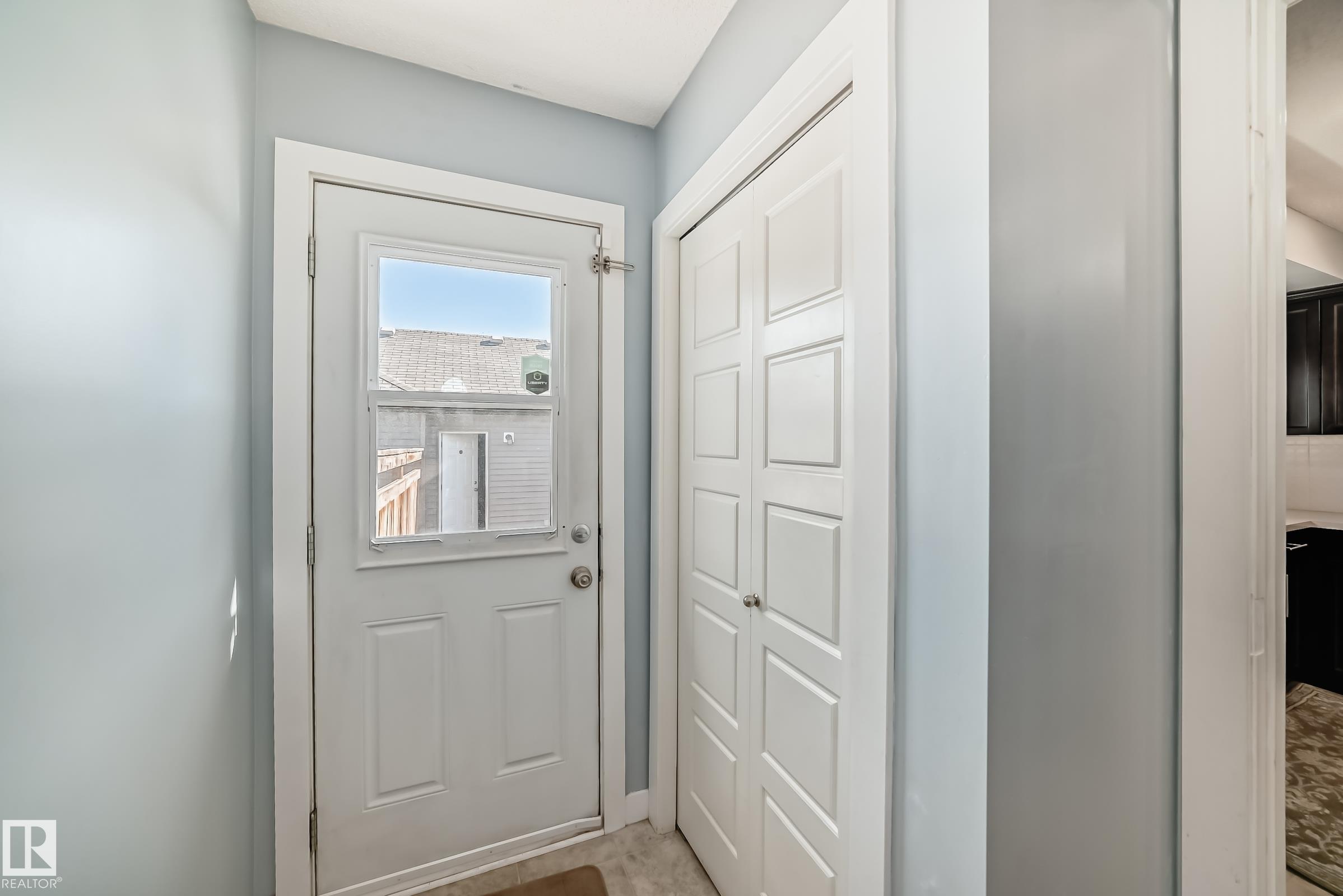 327 Desrochers Boulevard SW, Desrochers Area, Edmonton