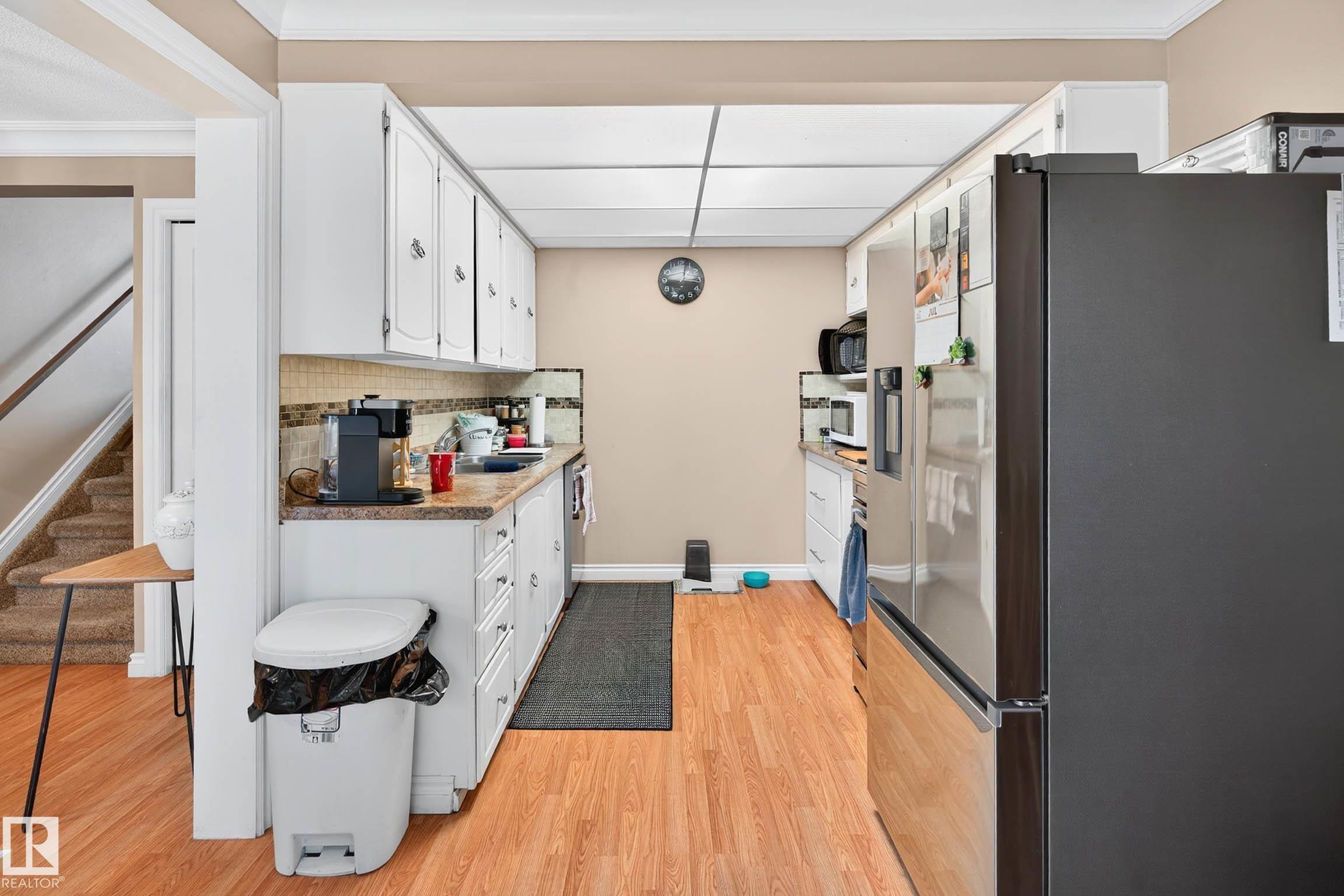 Photo 3 at 148 Great oaks, Broadmoor Estates, Sherwood Park