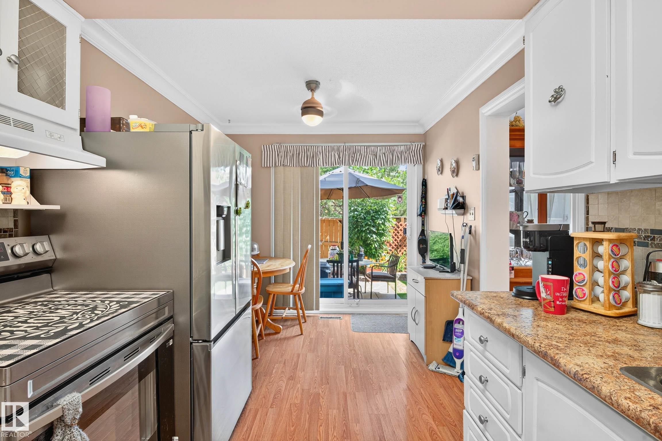 Photo 5 at 148 Great oaks, Broadmoor Estates, Sherwood Park