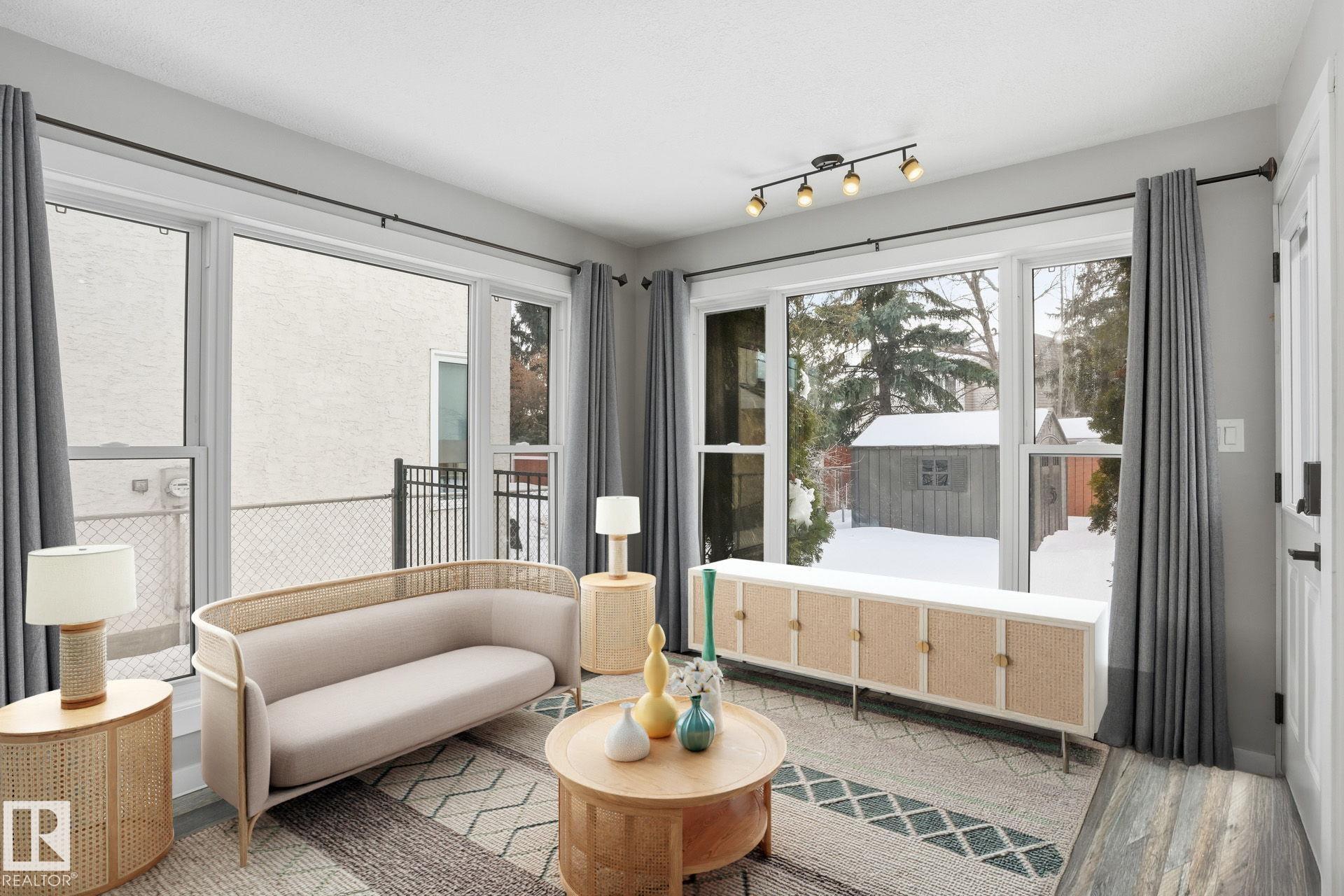 Photo 20 at 11019 10 Avenue NW, Twin Brooks, Edmonton