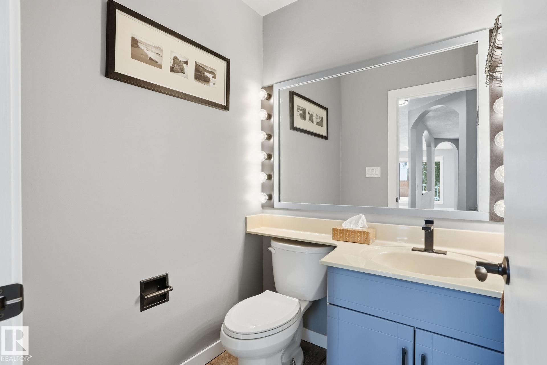 Photo 23 at 11019 10 Avenue NW, Twin Brooks, Edmonton