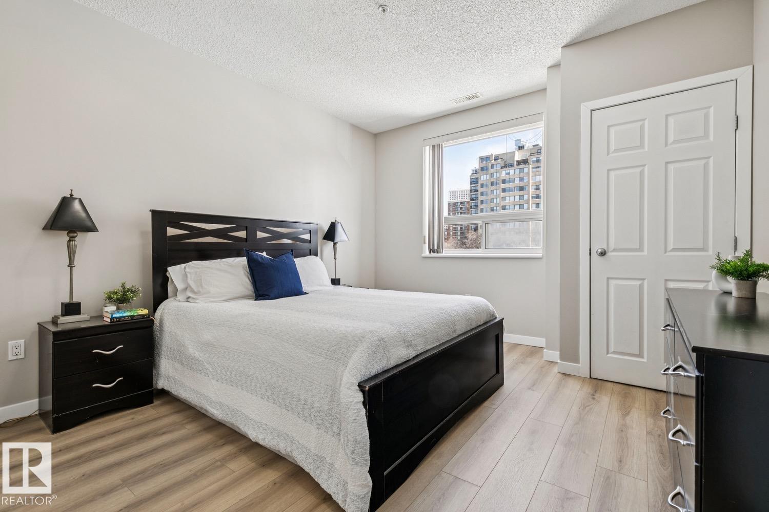 Photo 11 at 402 - 9919 105 Street NW, Downtown, Edmonton