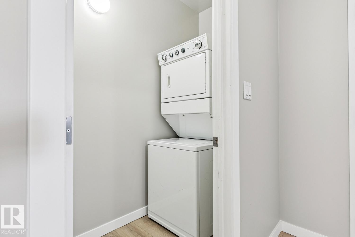 Photo 17 at 402 - 9919 105 Street NW, Downtown, Edmonton