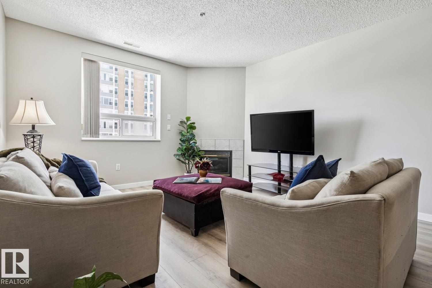 Photo 8 at 402 - 9919 105 Street NW, Downtown, Edmonton