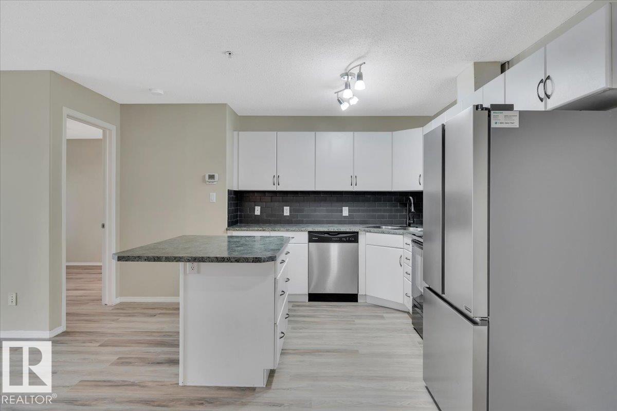 Photo 16 at 313 - 2098 Blackmud Creek Drive SW, Blackmud Creek, Edmonton