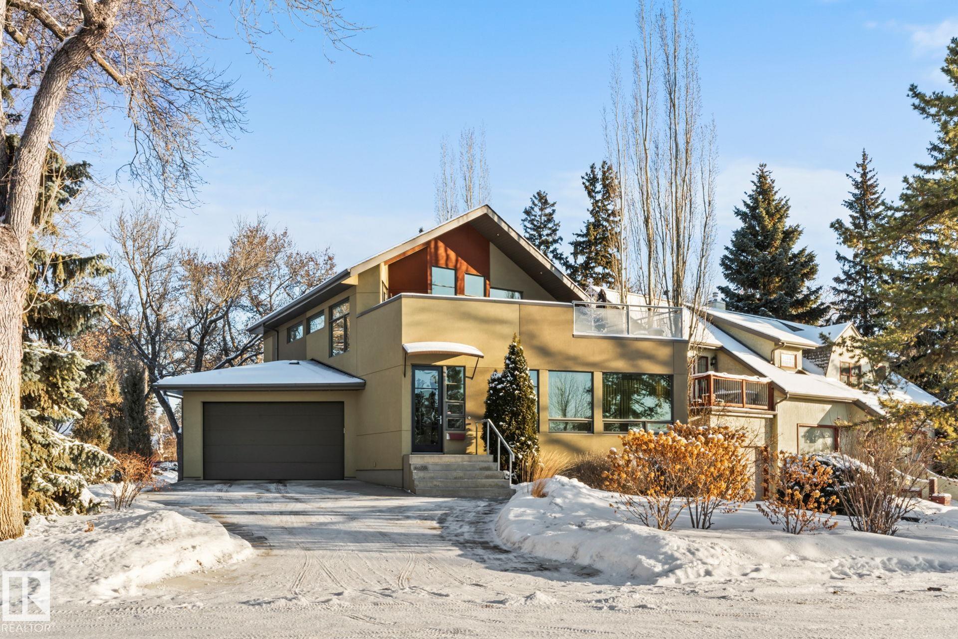 6428 Ada Boulevard NW, Highlands, Edmonton